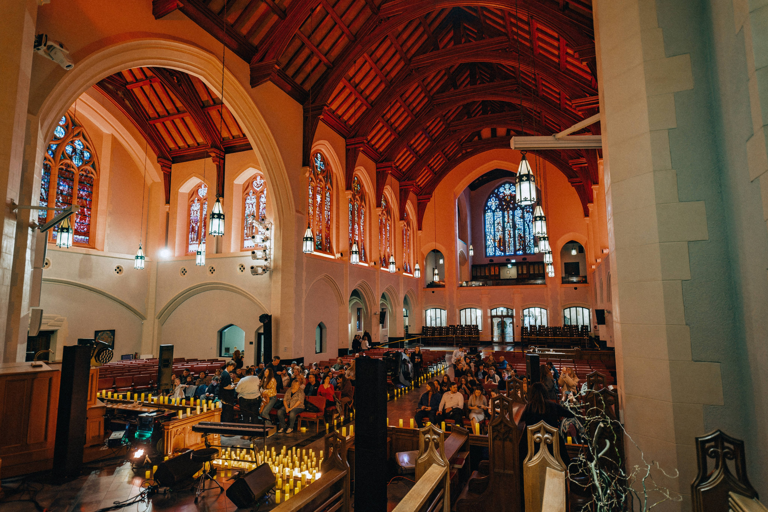 Live concert photography from Vivienne Mort in Vancouver 2025. Ivan Skufinsky — wedding and family photographer in Vancouver