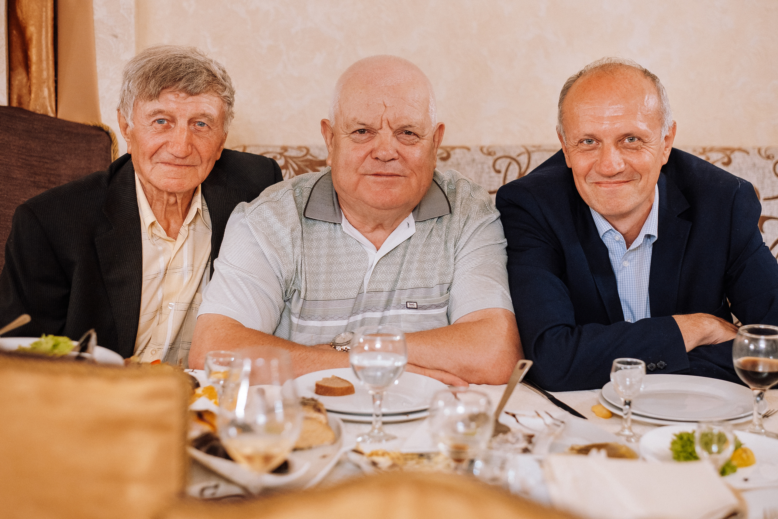 Дедушке Виктору 80. Ivan Skufinsky — wedding and family photographer in Vancouver