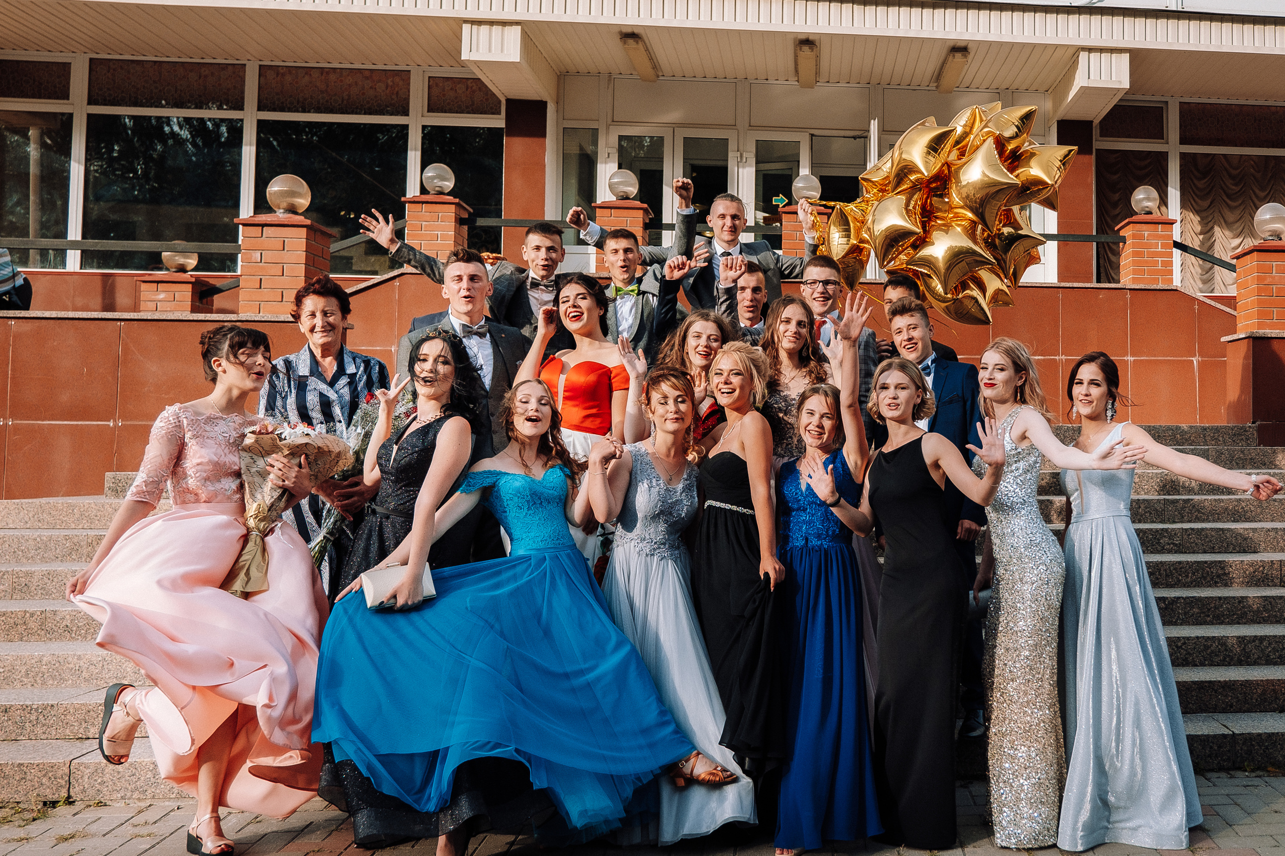 Выпускной школа номер 3. Хмельник. Ivan Skufinsky — wedding and family photographer in Vancouver