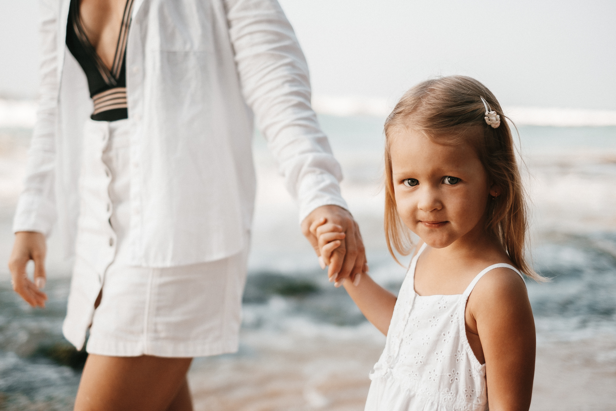 Sasha+Sasha+Liza Unavatuna. Ivan Skufinsky — wedding and family photographer in Vancouver