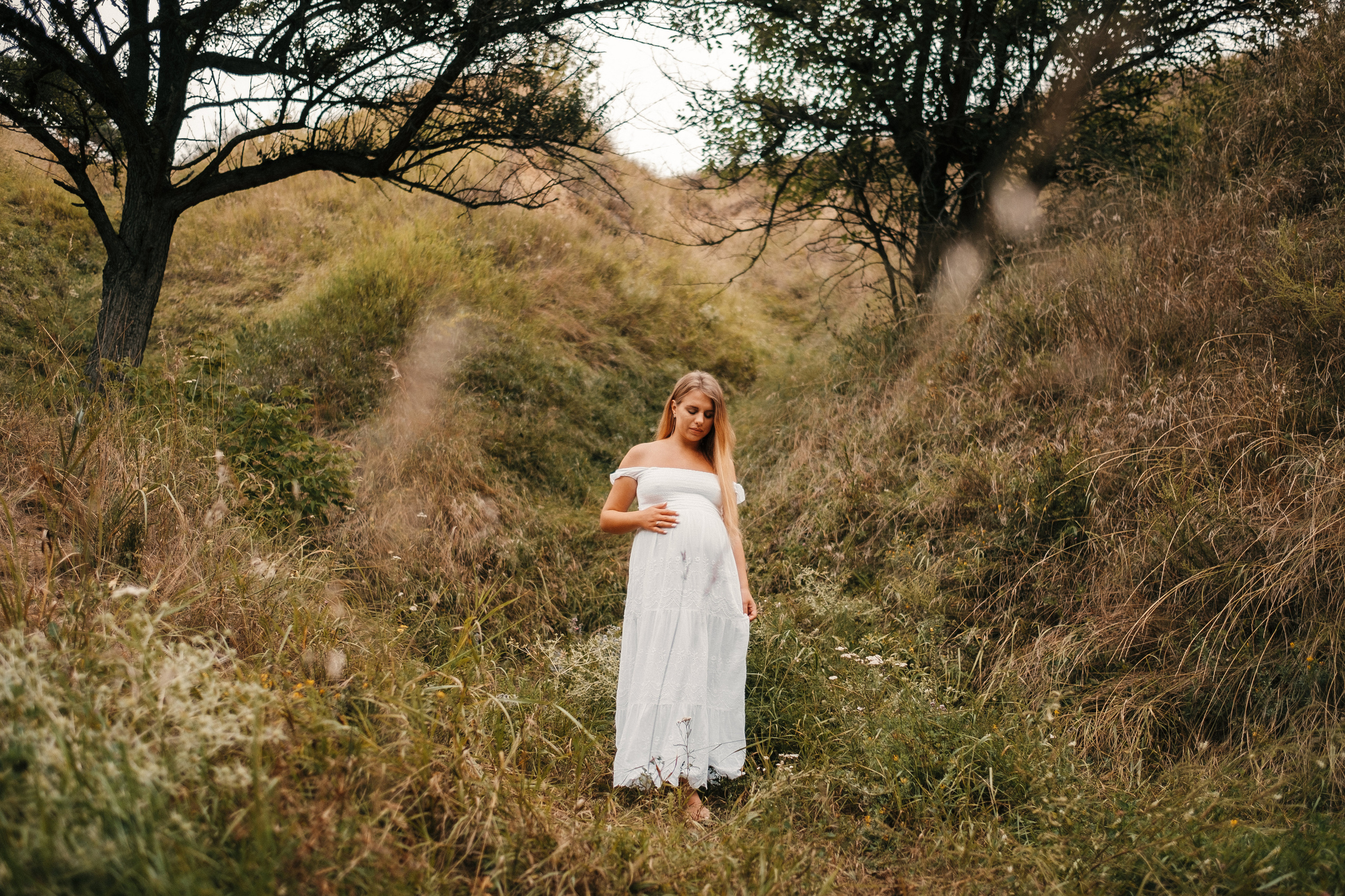 Pasha+Katya pregnancy photo shoot. Ivan Skufinsky — wedding and family photographer in Vancouver