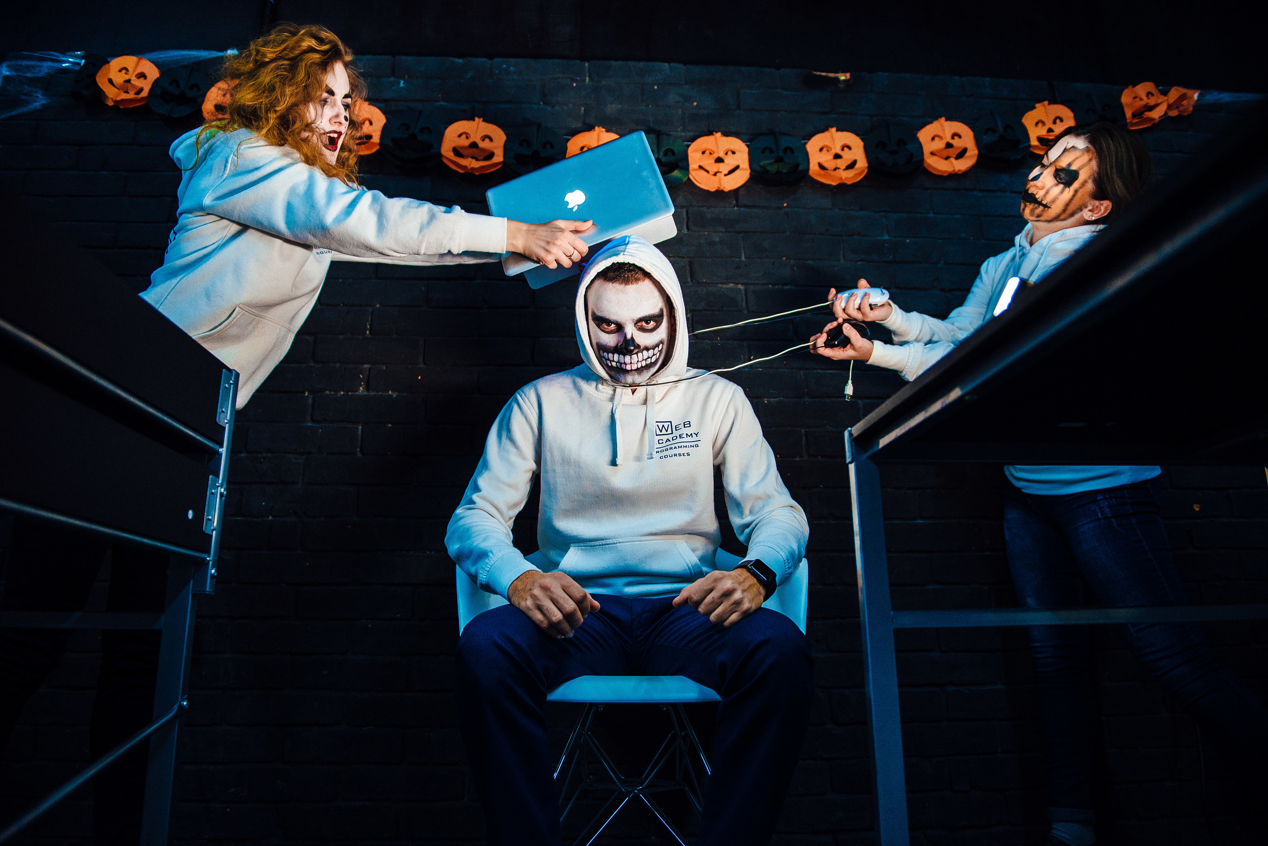 Фотограф на Helloween. Ivan Skufinsky — wedding and family photographer in Vancouver