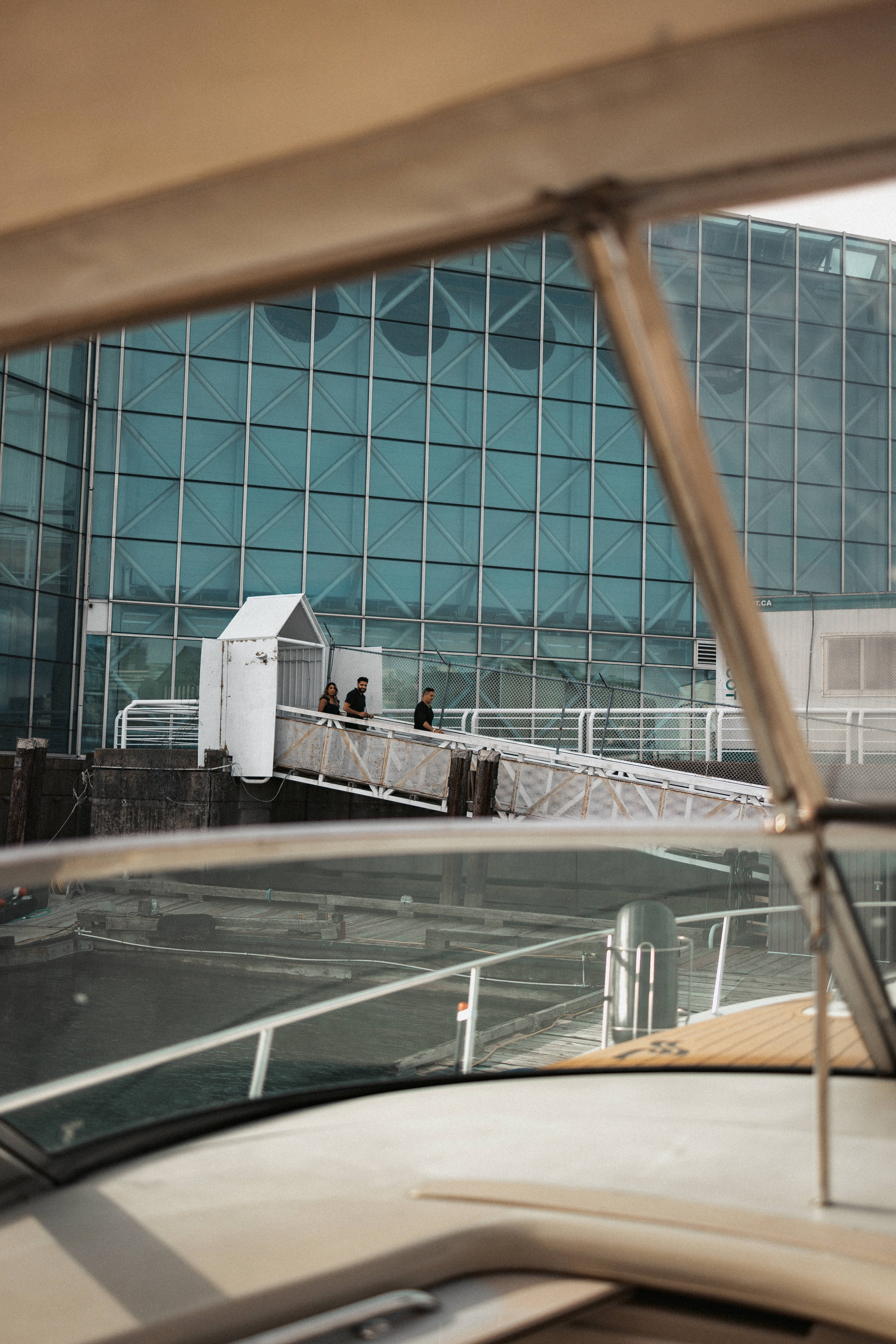 Vancouver Proposal Photographer | Engagement & Yacht Photoshoot. Ivan Skufinsky — wedding and family photographer in Vancouver