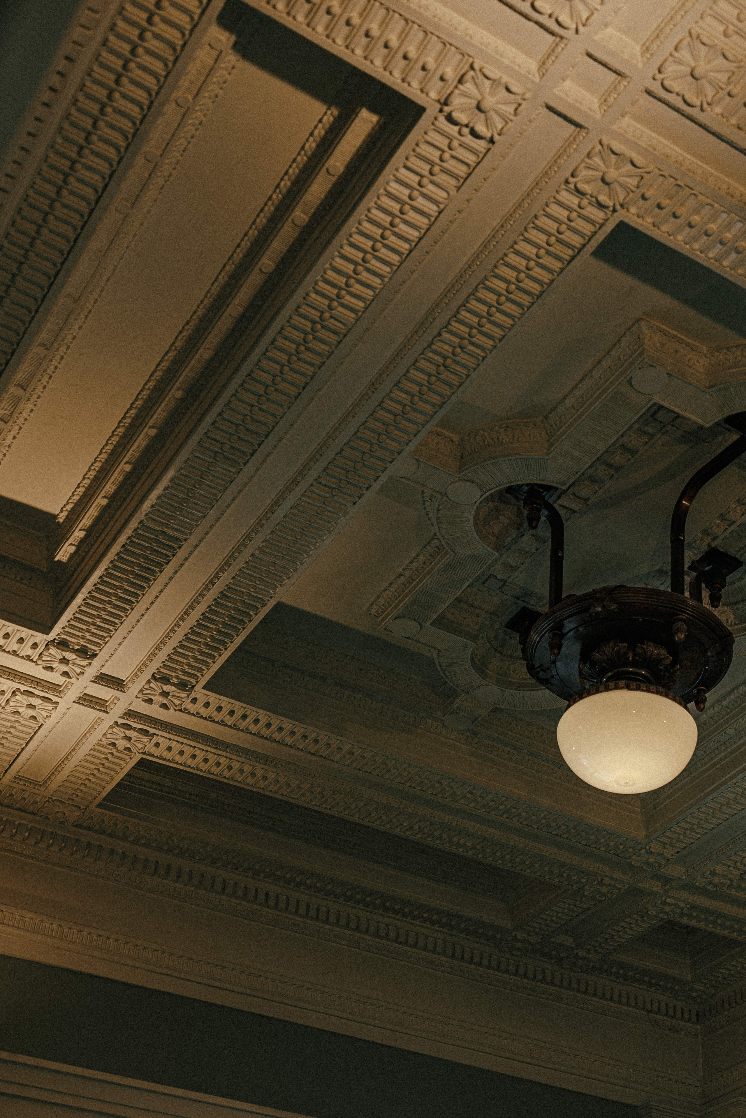 For the Briiskie Bobbins brand. Ivan Skufinsky — wedding and family photographer in Vancouver