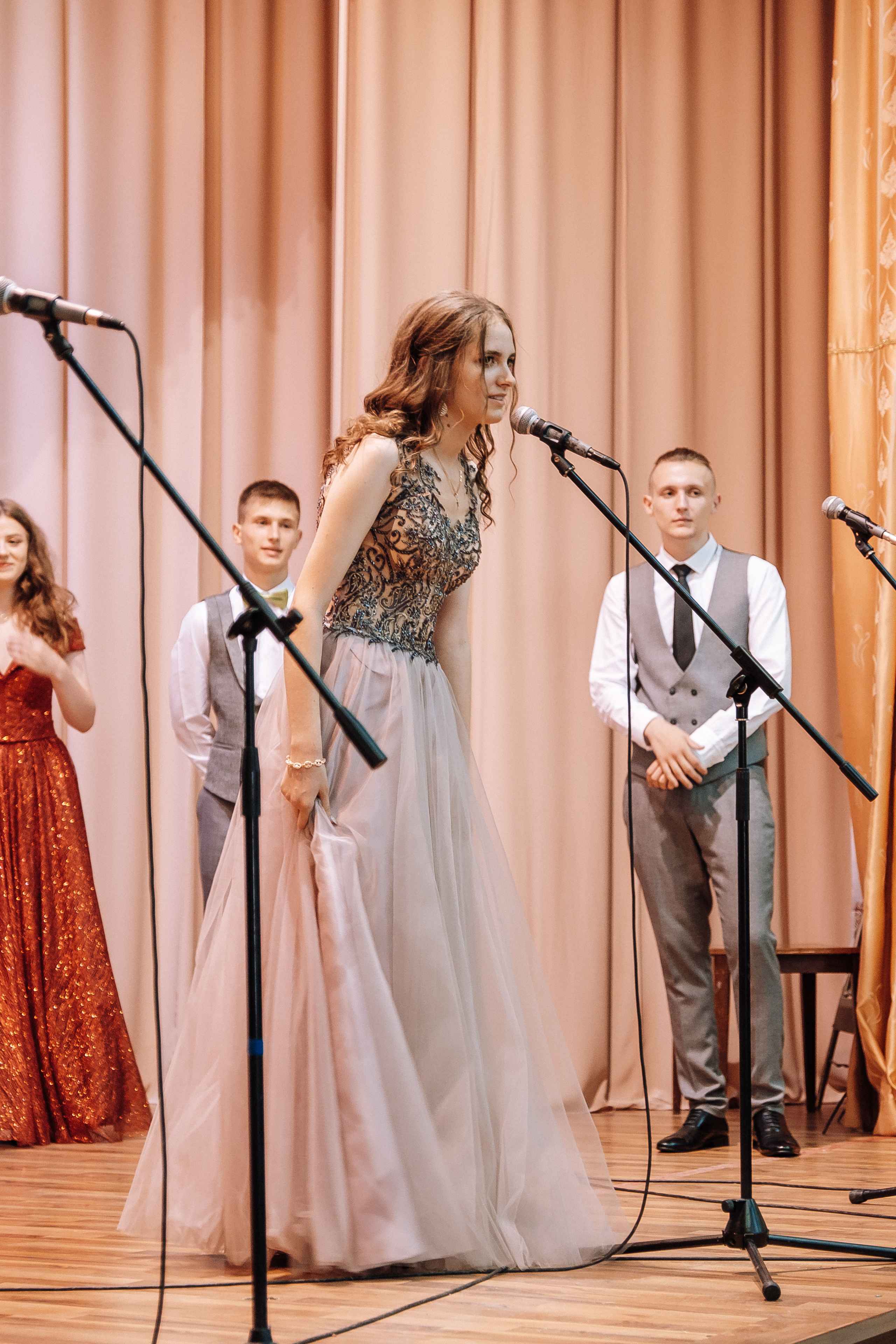 Выпускной школа номер 3. Хмельник. Ivan Skufinsky — wedding and family photographer in Vancouver