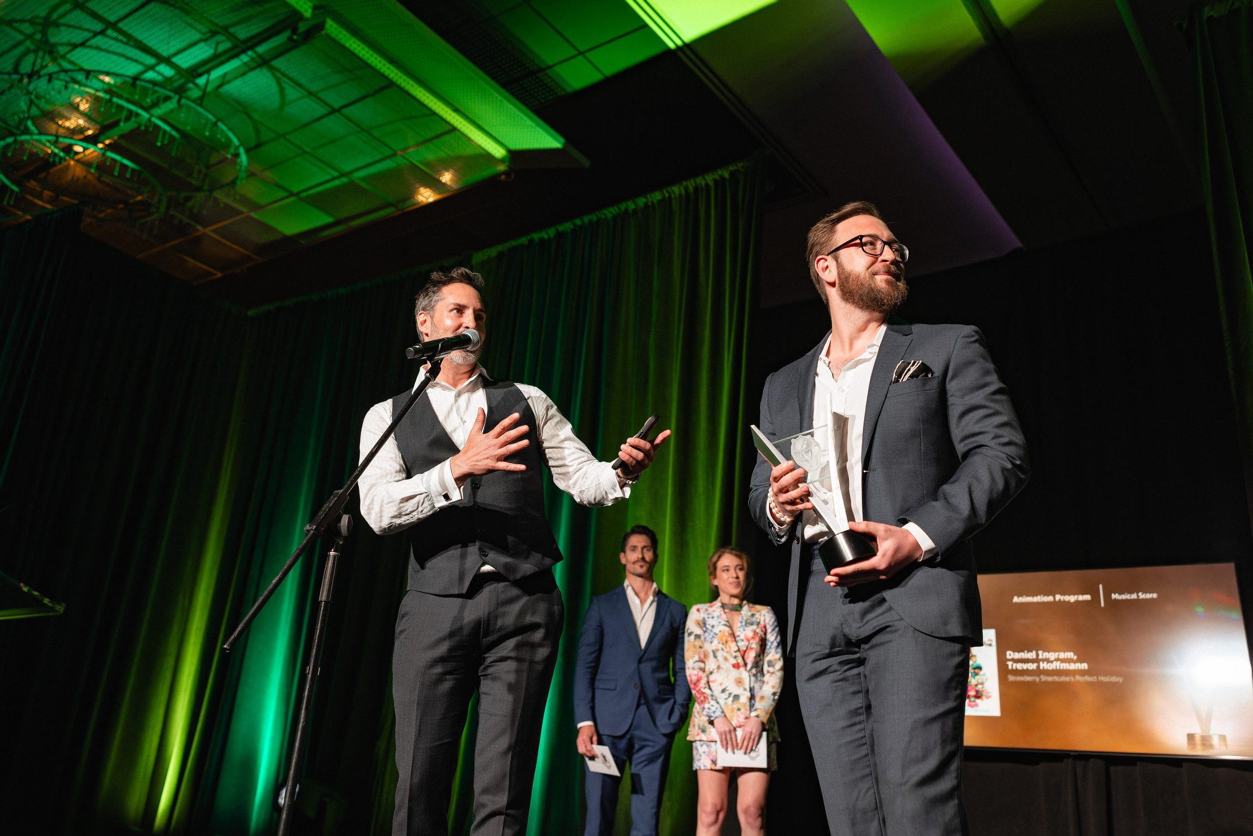 Event photographer in Vancouver Burnaby BC. Ivan Skufinsky — wedding and family photographer in Vancouver