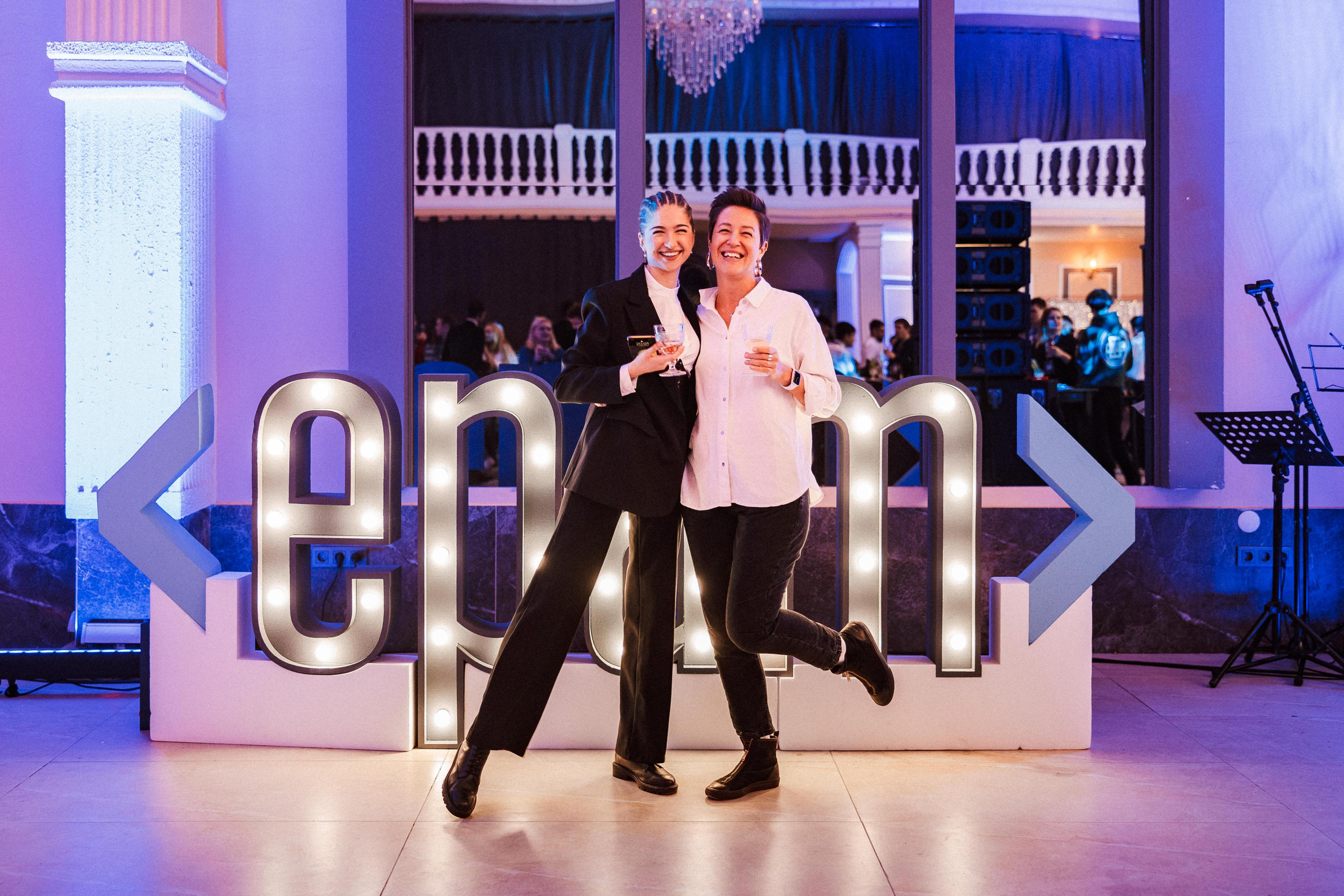 Event photographer in Vancouver Burnaby BC. Ivan Skufinsky — wedding and family photographer in Vancouver