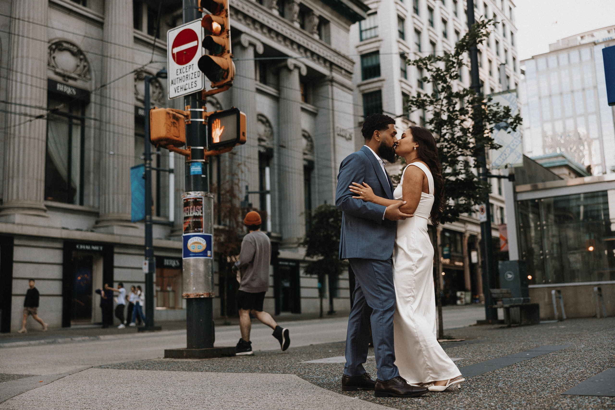 Engagement photographer vancouver. Ivan Skufinsky — wedding and family photographer in Vancouver