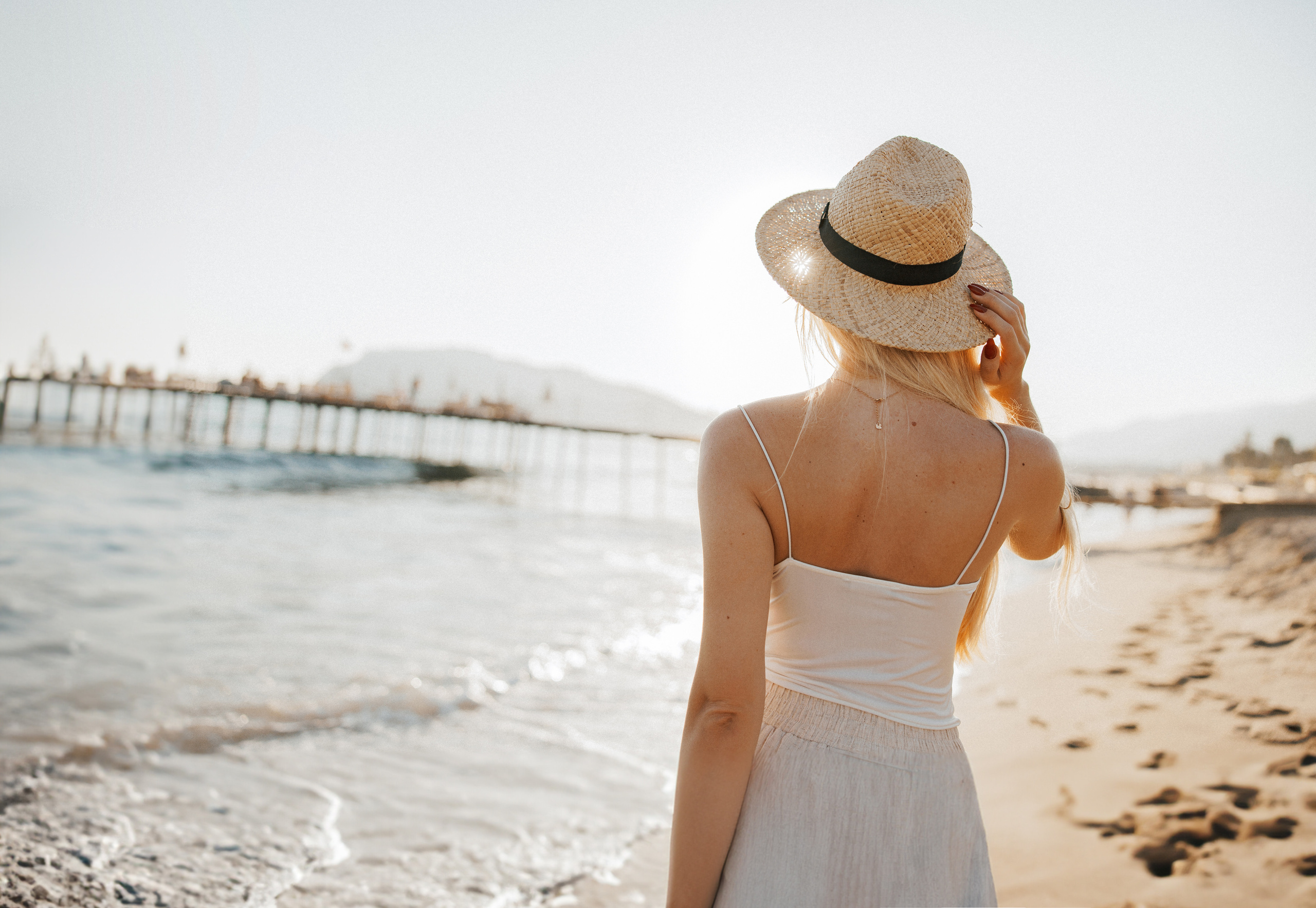 Masha Zhuuuk. Sunset Sea. Ivan Skufinsky — wedding and family photographer in Vancouver