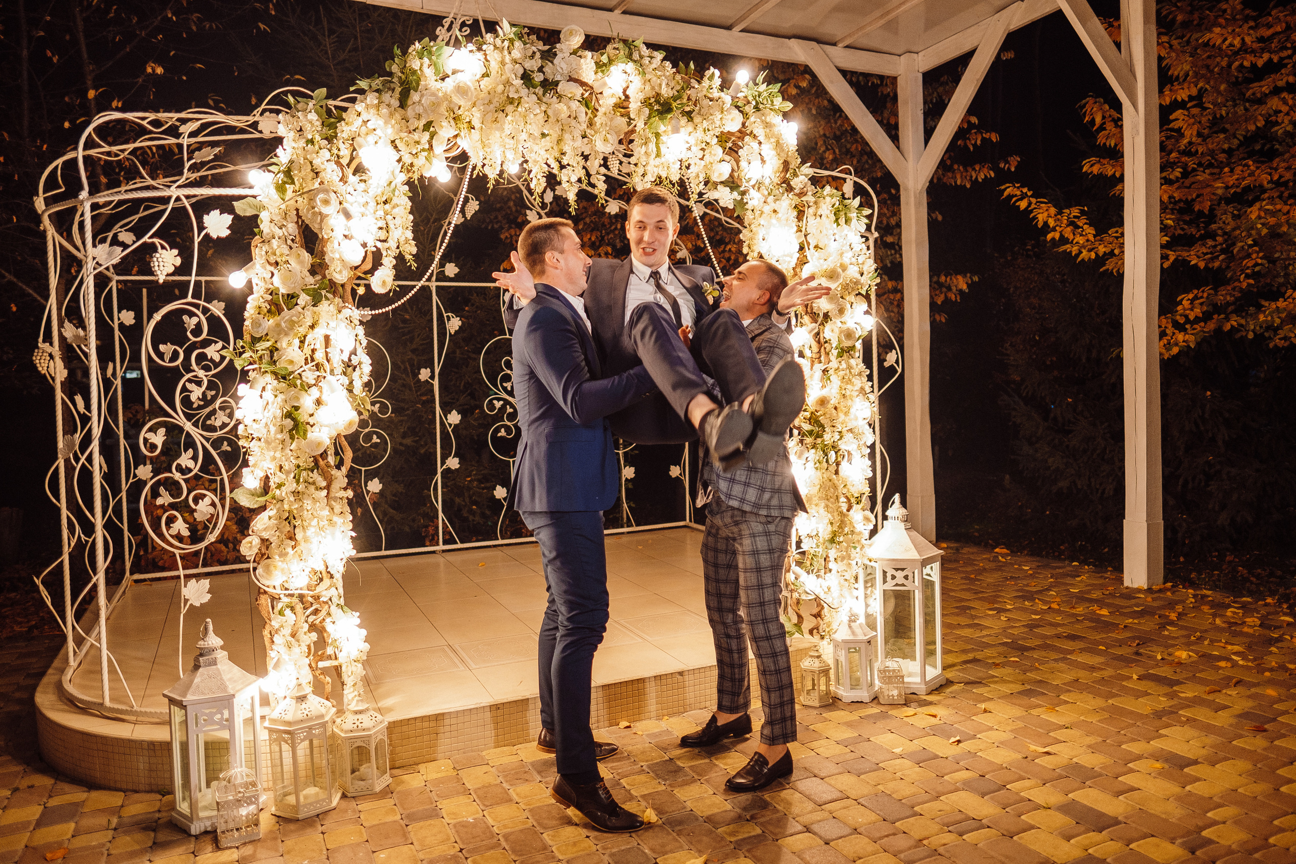 2019 19.10 WeddingStory Евгений+Юлия. Ivan Skufinsky — wedding and family photographer in Vancouver