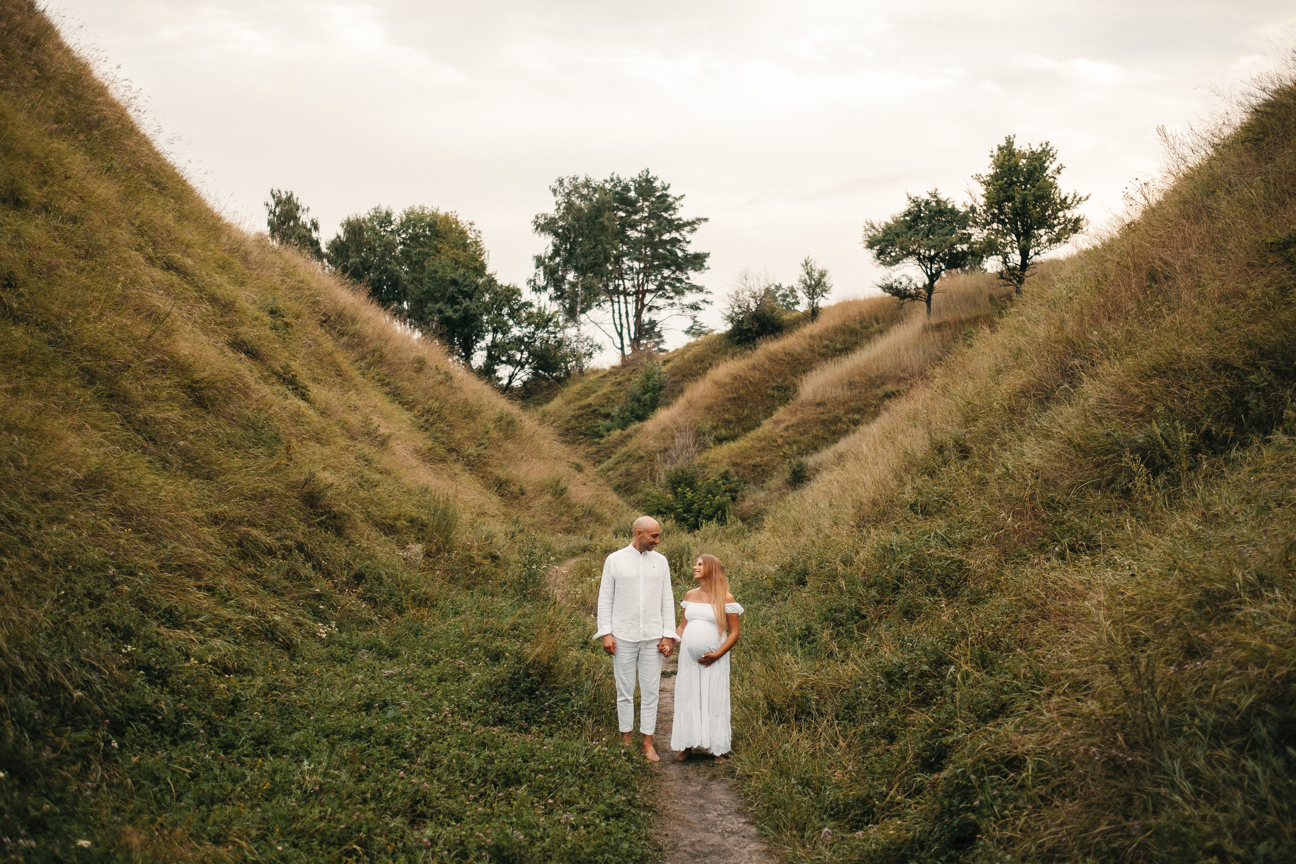Pasha+Katya pregnancy photo shoot. Ivan Skufinsky — wedding and family photographer in Vancouver
