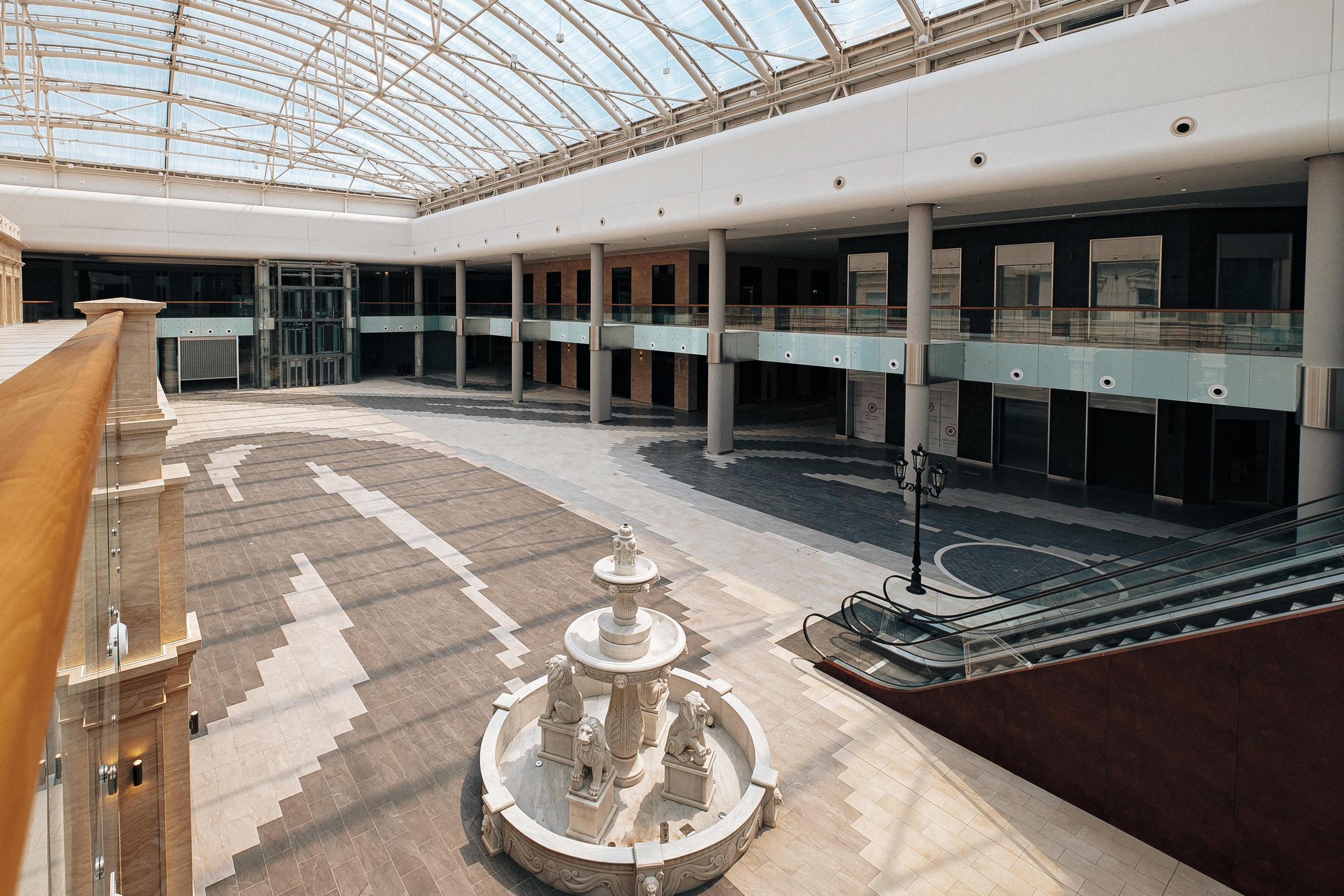 INTERIOR RETROVILLE. Ivan Skufinsky — wedding and family photographer in Vancouver