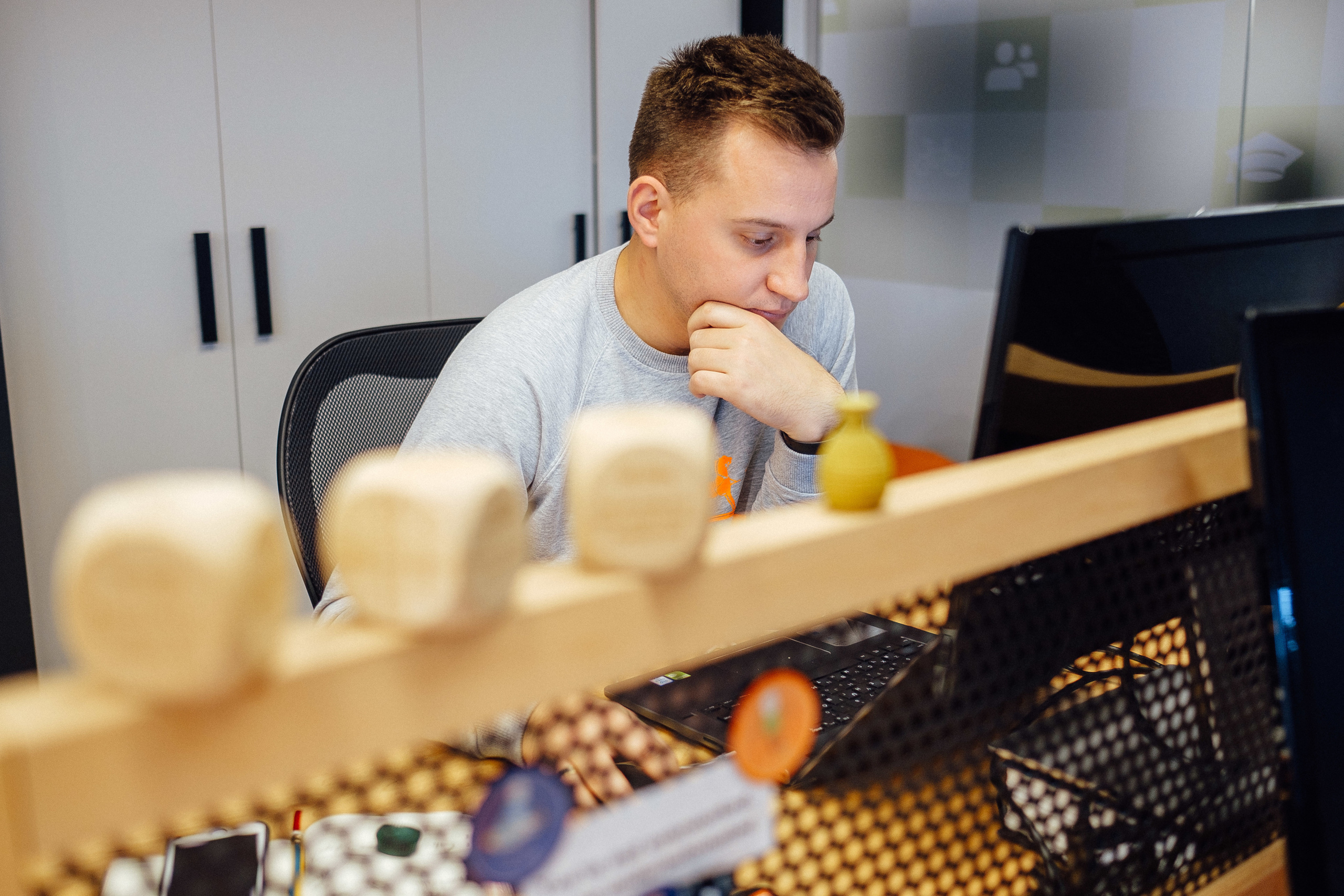 Фотоэкскурсия в компанию OLX. Ivan Skufinsky — wedding and family photographer in Vancouver