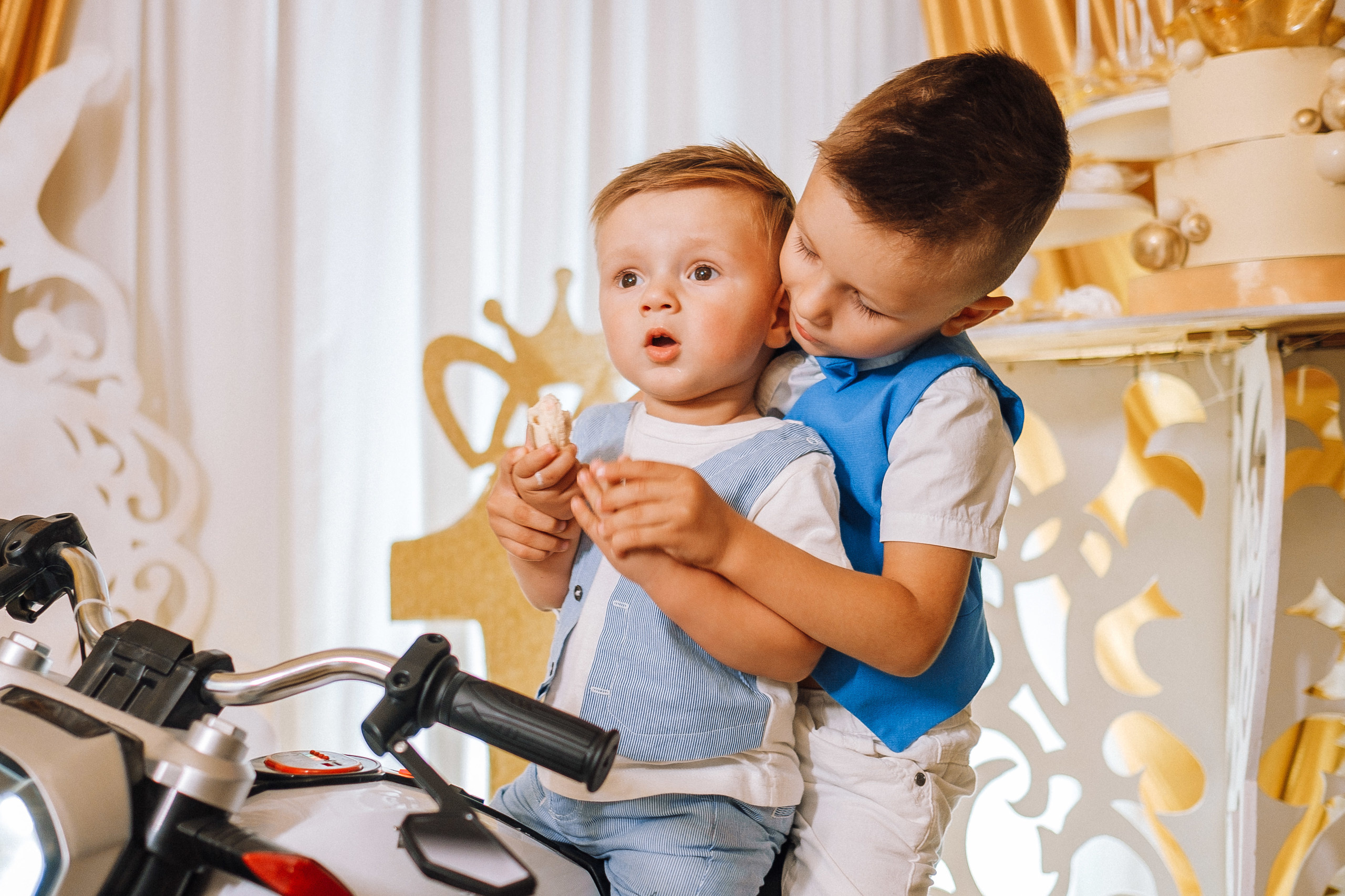 Версаль. Назару 1 рік =). Ivan Skufinsky — wedding and family photographer in Vancouver