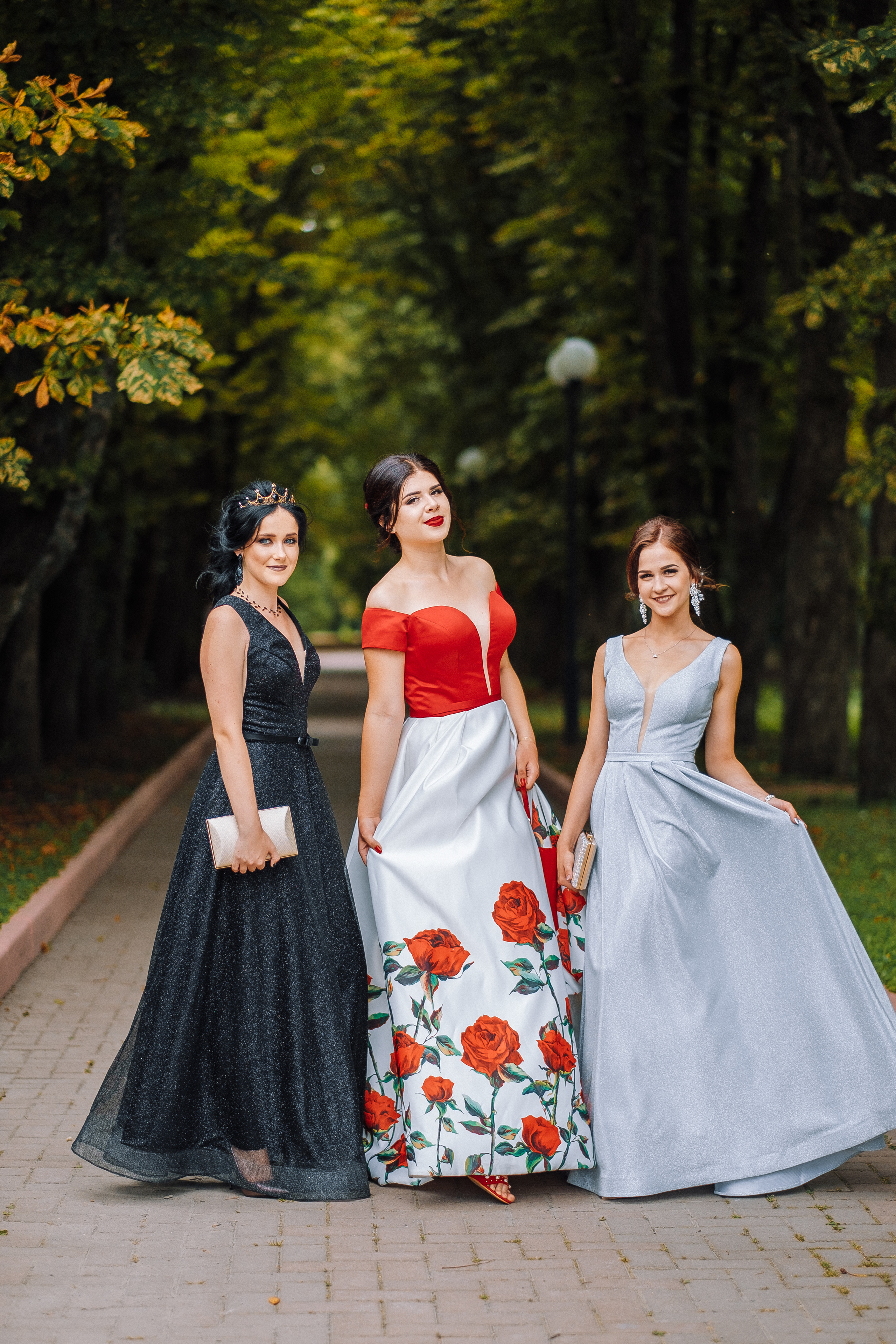 Выпускной школа номер 3. Хмельник. Ivan Skufinsky — wedding and family photographer in Vancouver