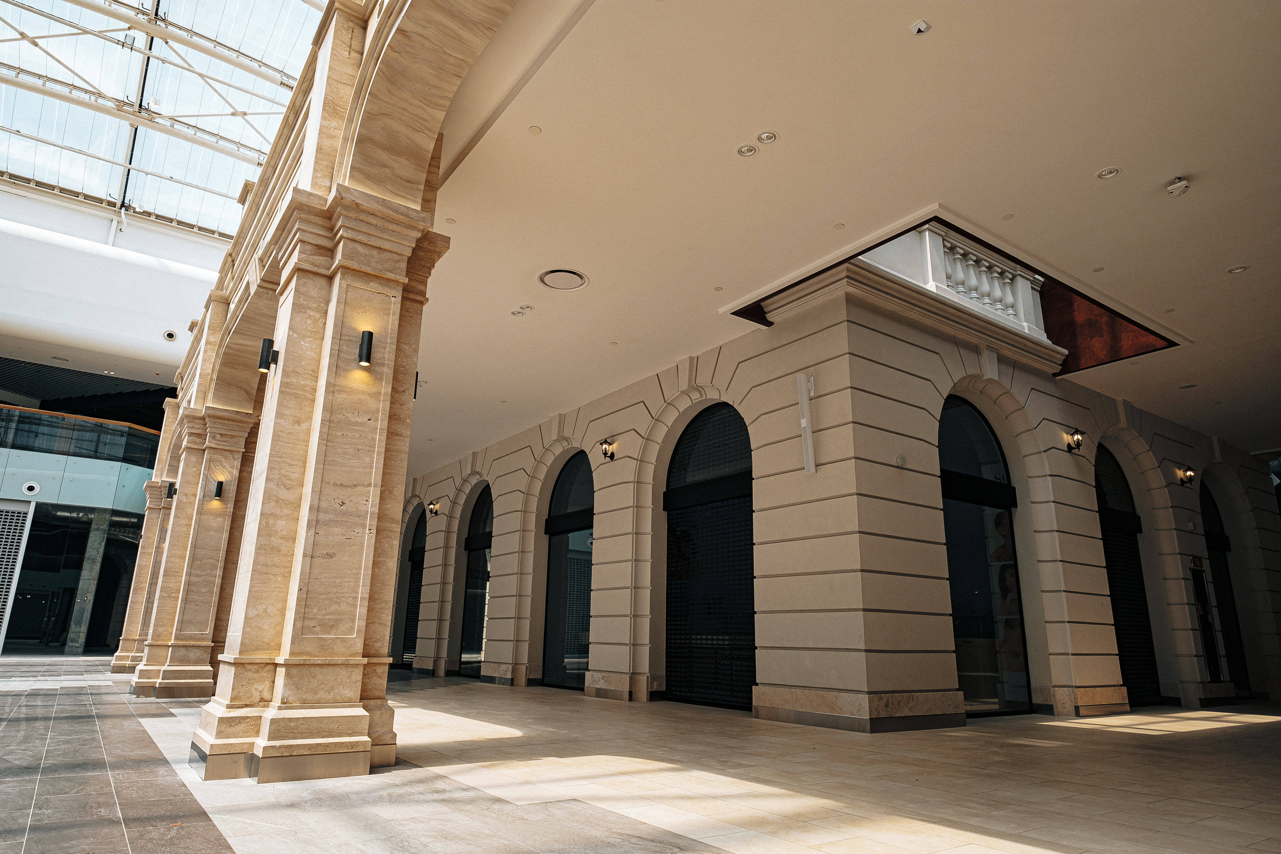 INTERIOR RETROVILLE. Ivan Skufinsky — wedding and family photographer in Vancouver