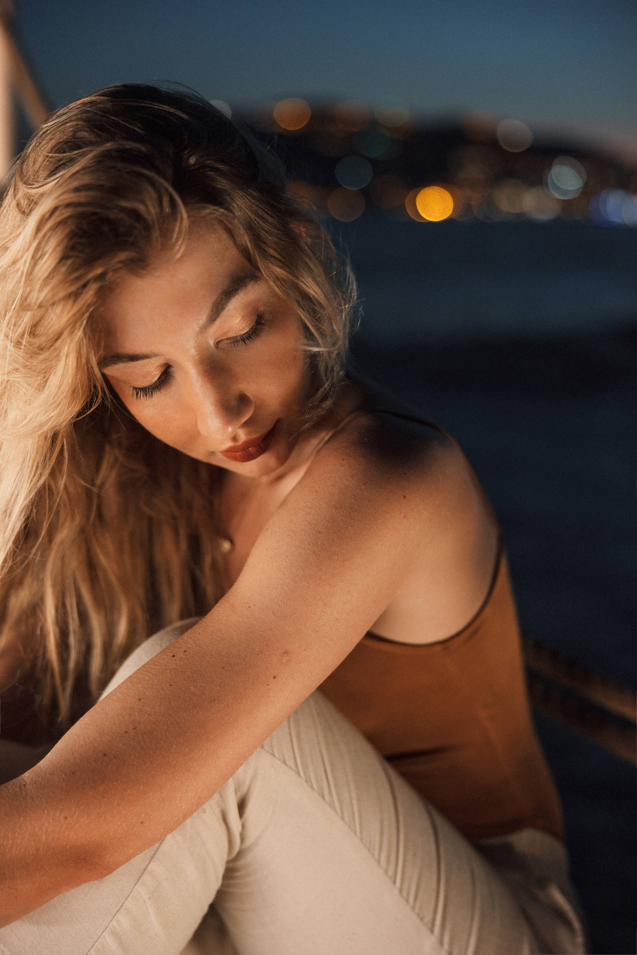 Masha Zhuuuk. Sunset Sea. Ivan Skufinsky — wedding and family photographer in Vancouver