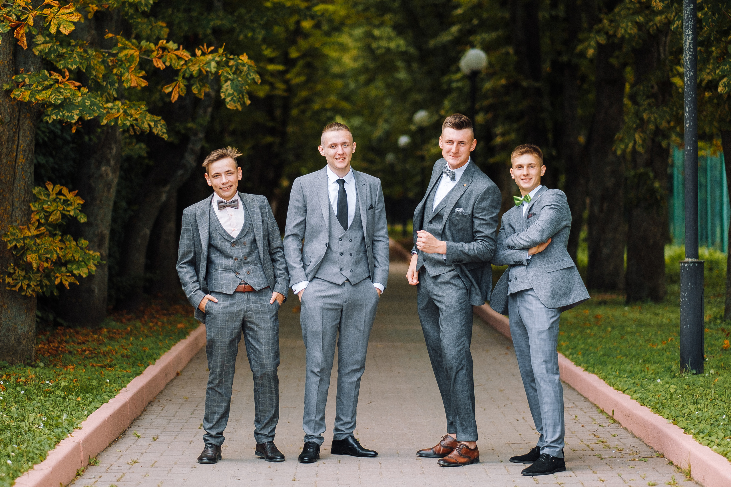 Выпускной школа номер 3. Хмельник. Ivan Skufinsky — wedding and family photographer in Vancouver