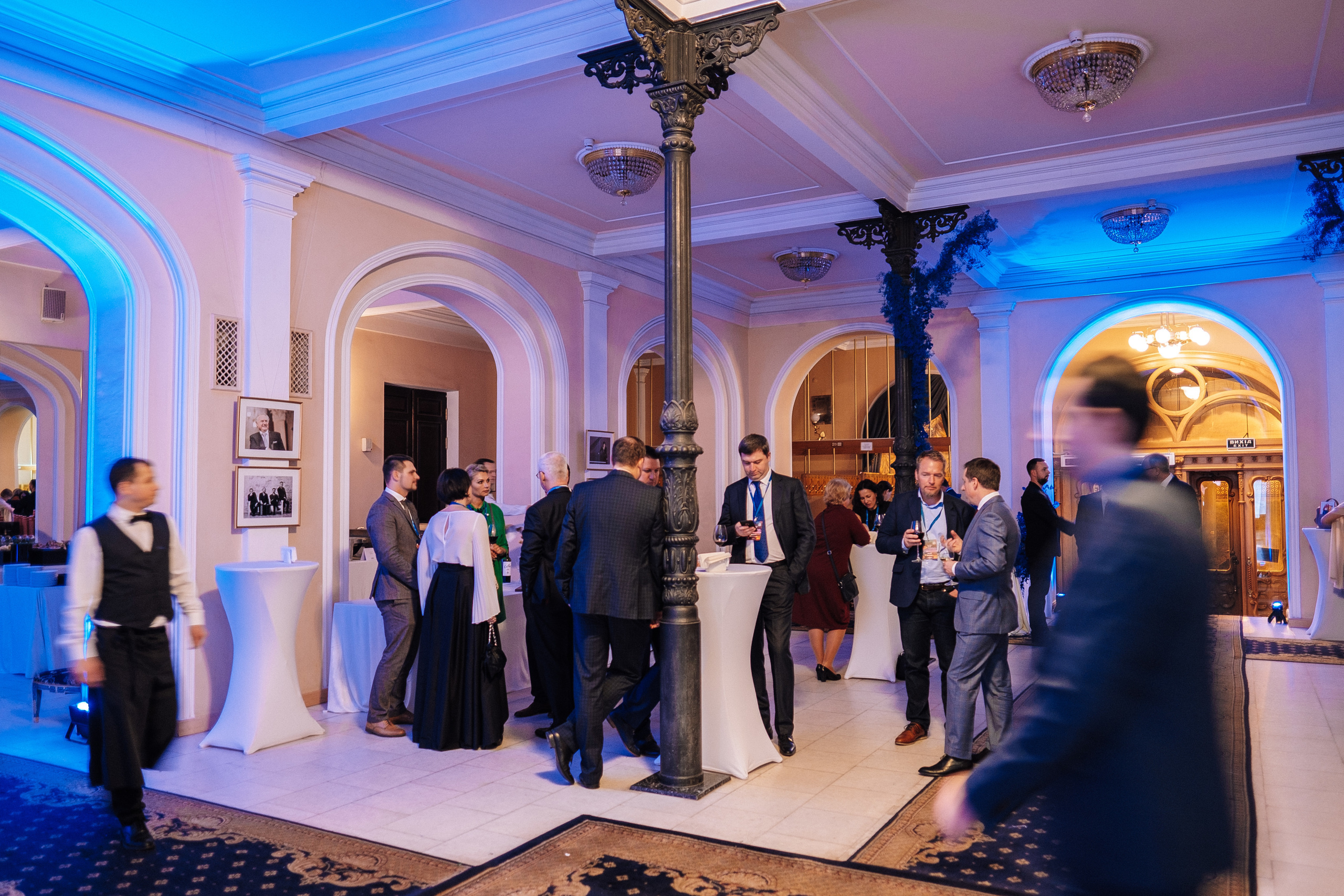 Deutsche Bank 10 years in Ukraine. Ivan Skufinsky — wedding and family photographer in Vancouver