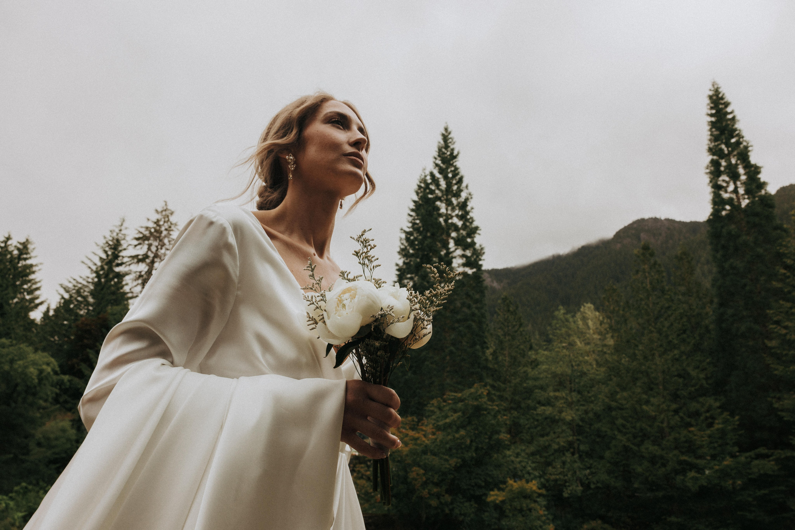 Michael & Caitlyn. Ivan Skufinsky — wedding and family photographer in Vancouver