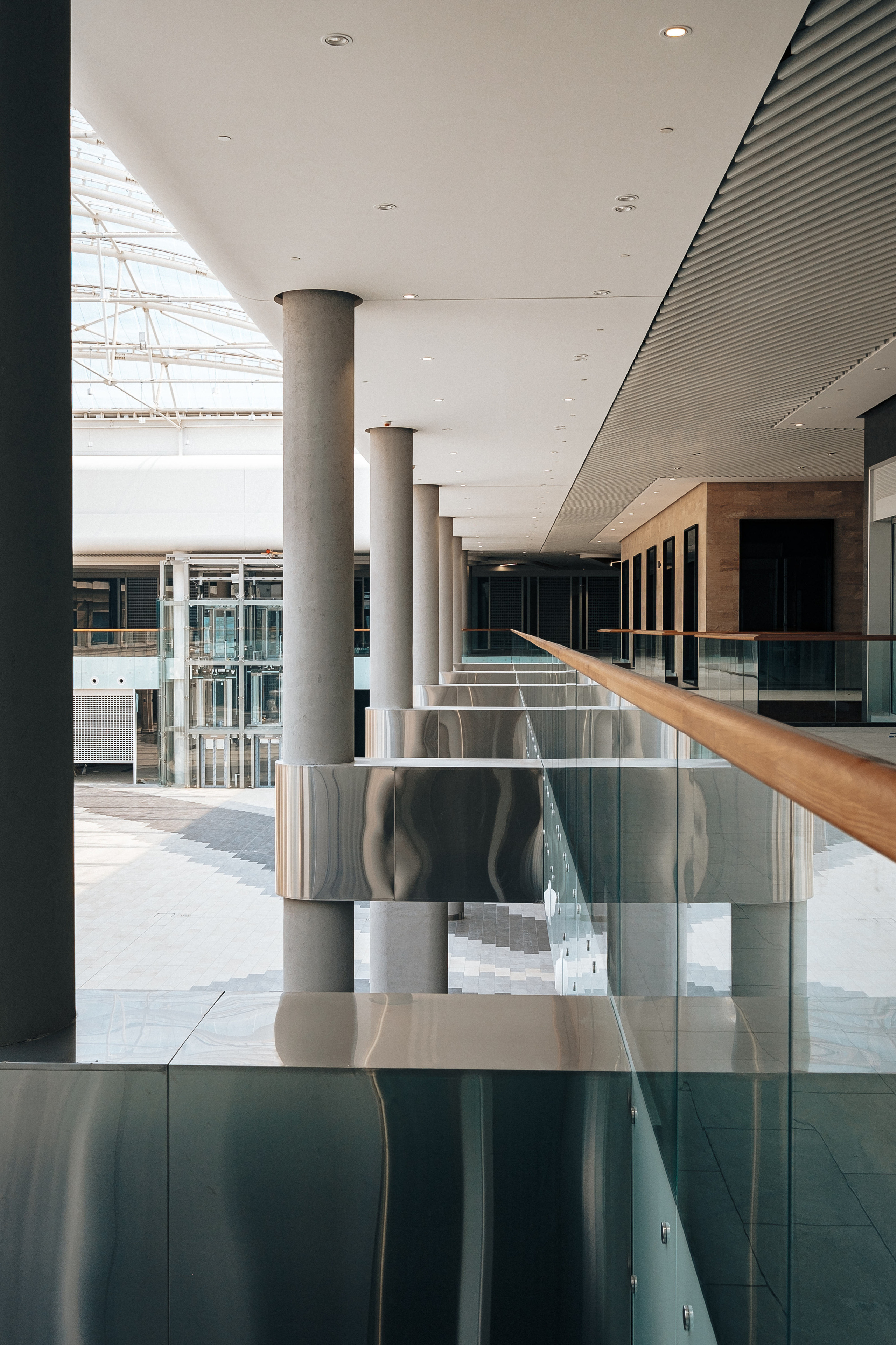 INTERIOR RETROVILLE. Ivan Skufinsky — wedding and family photographer in Vancouver