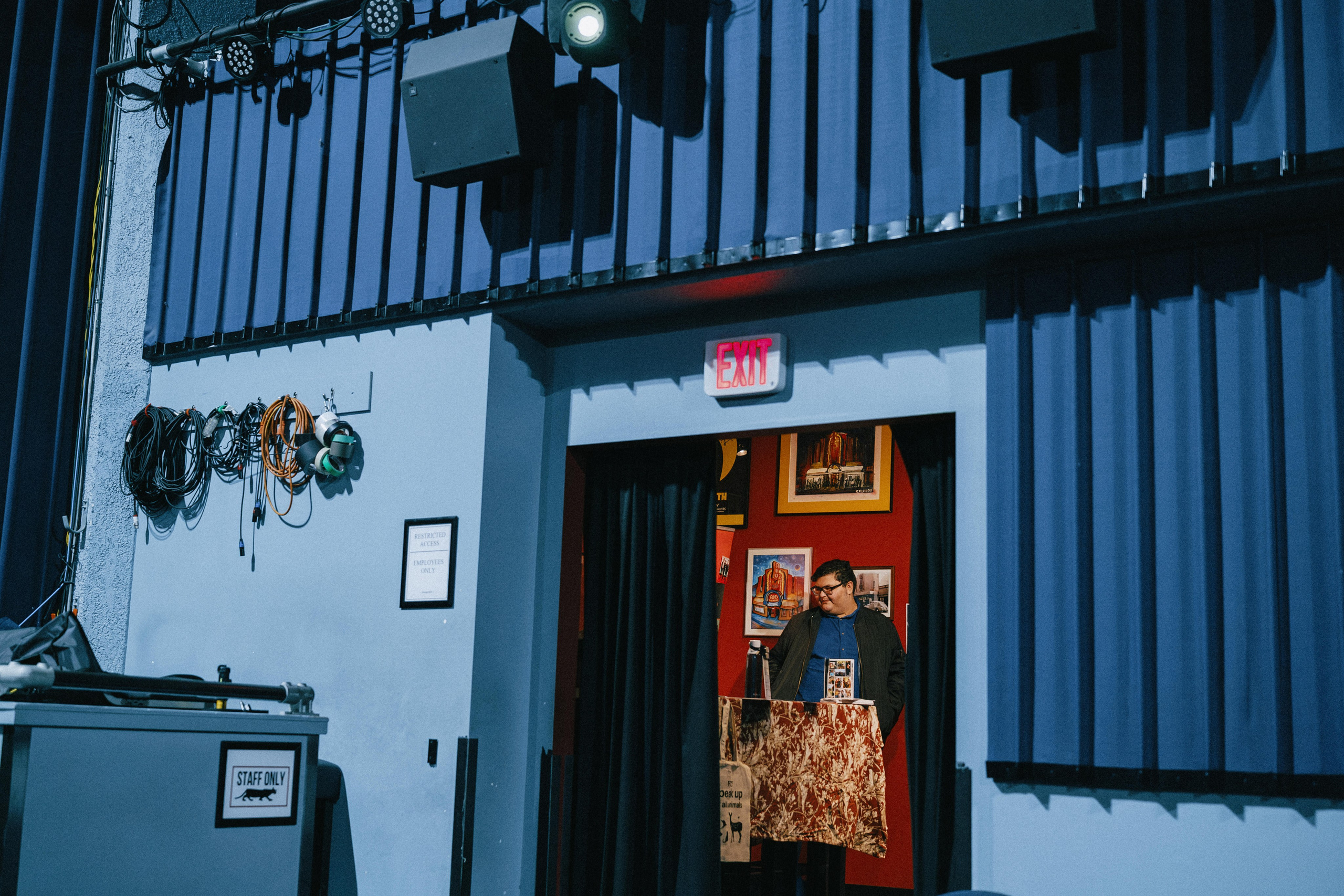 Film Premiere at Rio Theatre, Vancouver — “WAR TAILS”. Ivan Skufinsky — wedding and family photographer in Vancouver