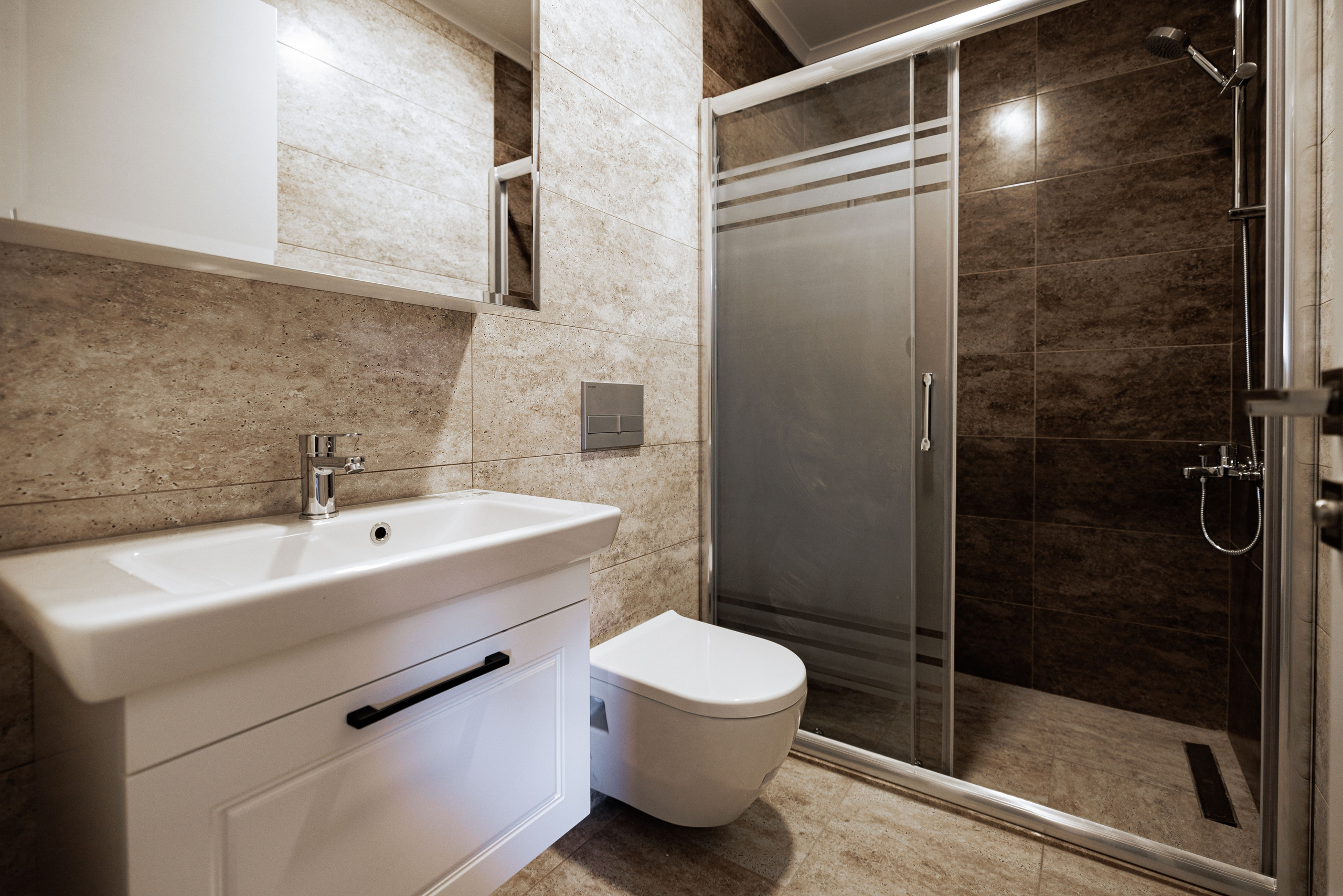 Real estate photographer in Vancouver Burnaby Richmond. Ivan Skufinsky — wedding and family photographer in Vancouver