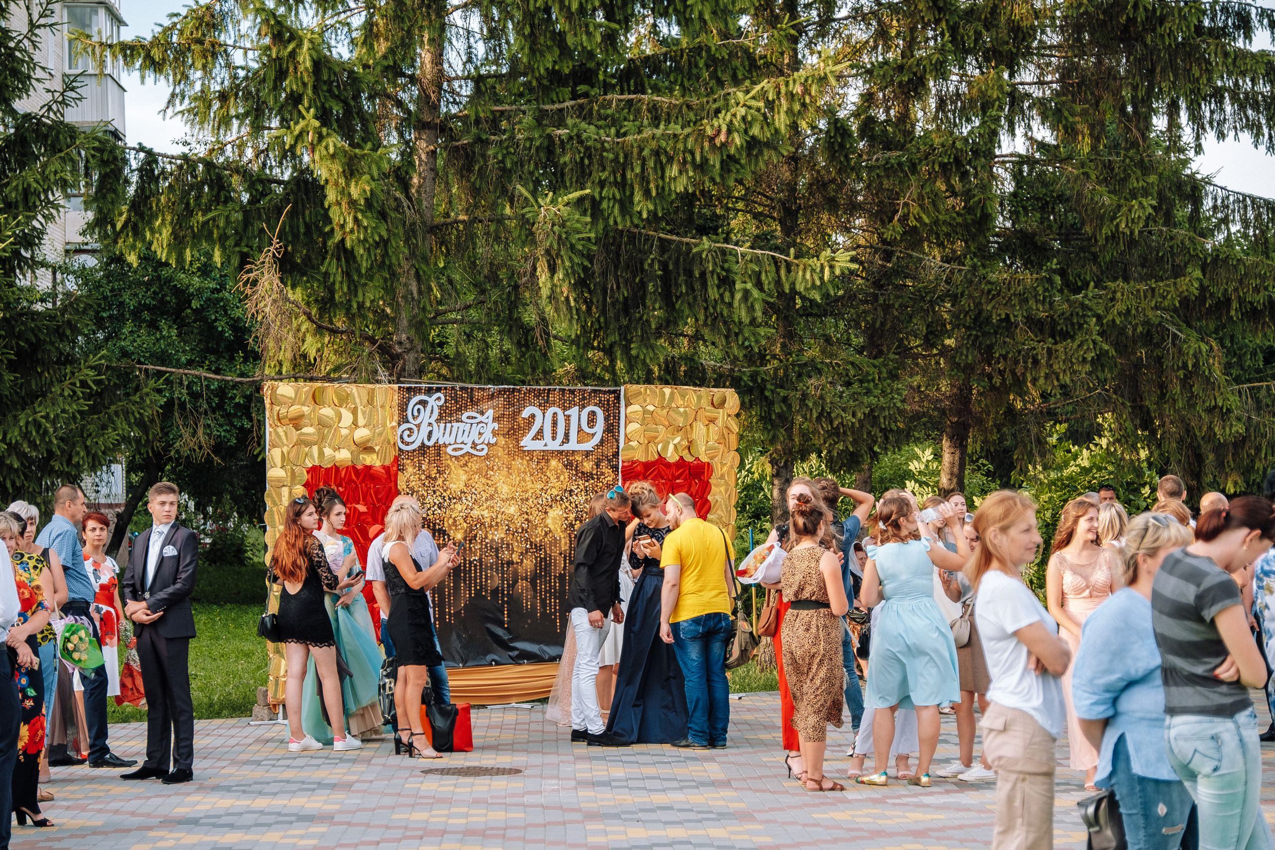 Выпускной школа номер 3. Хмельник. Ivan Skufinsky — wedding and family photographer in Vancouver