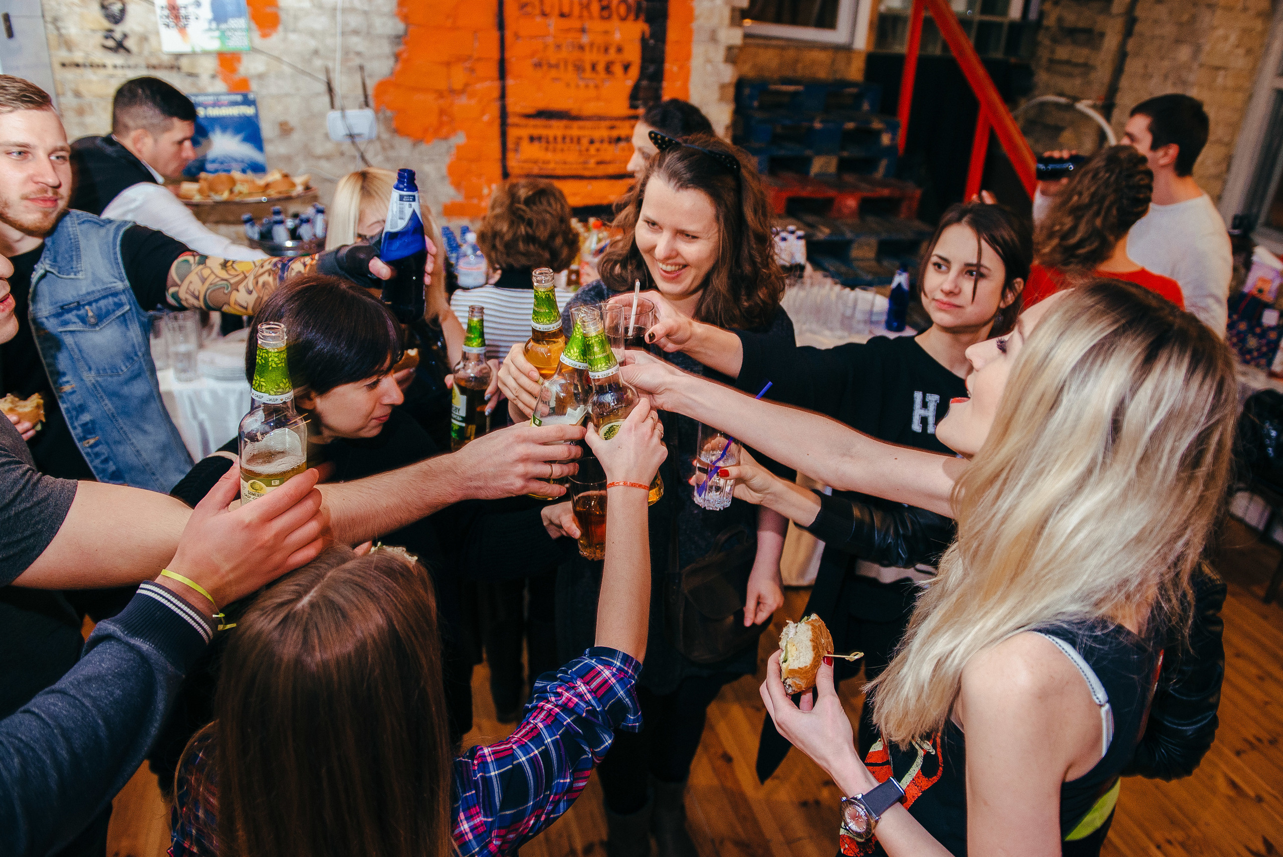 Заказать профессионального ивент фотографа. Ivan Skufinsky — wedding and family photographer in Vancouver