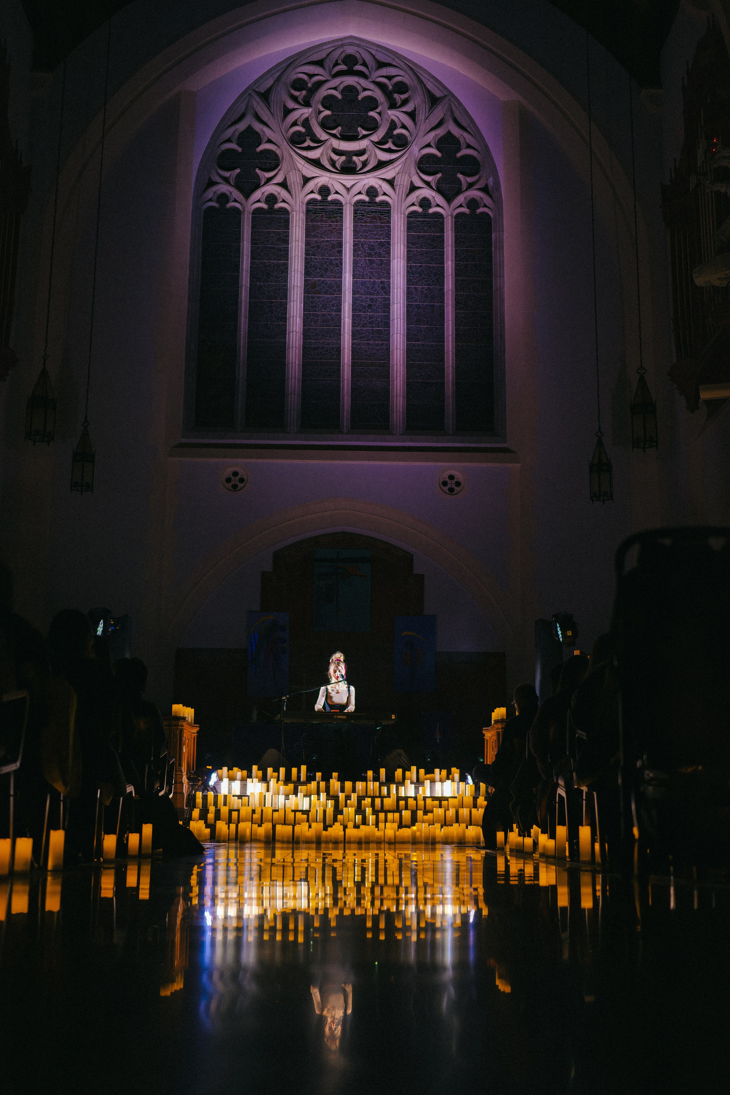 Live concert photography from Vivienne Mort in Vancouver 2025. Ivan Skufinsky — wedding and family photographer in Vancouver