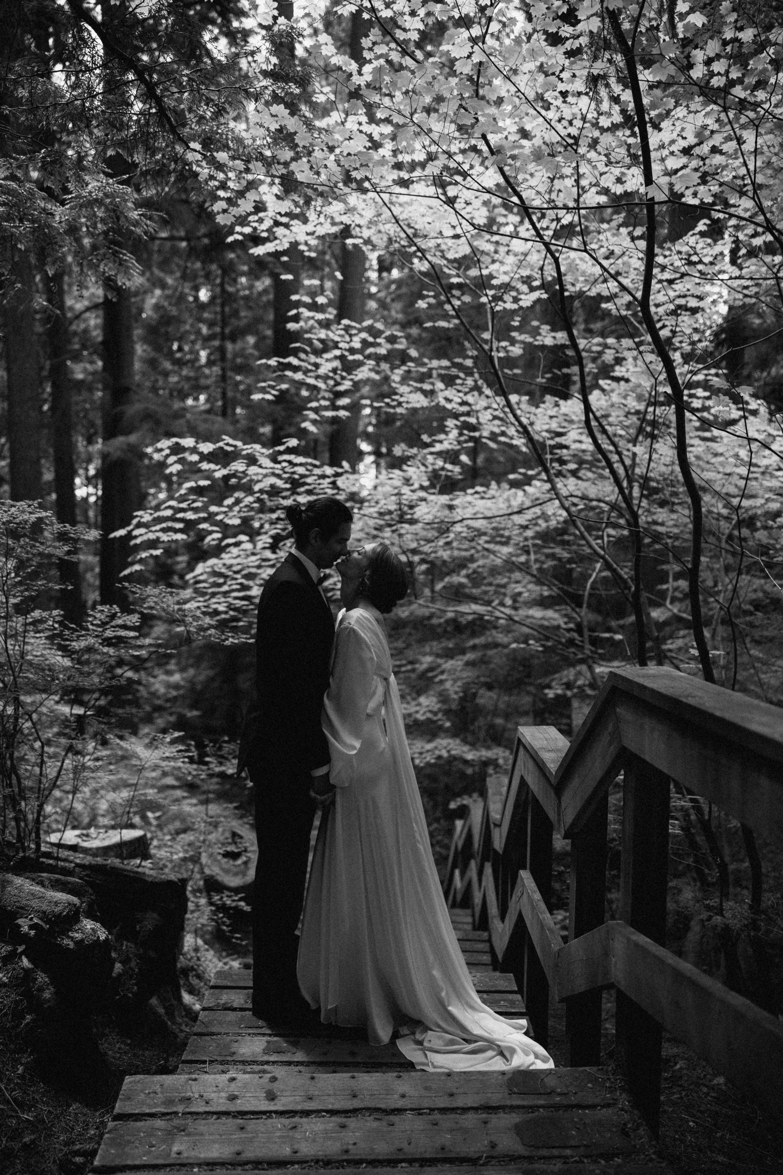 Michael & Caitlyn. Ivan Skufinsky — wedding and family photographer in Vancouver