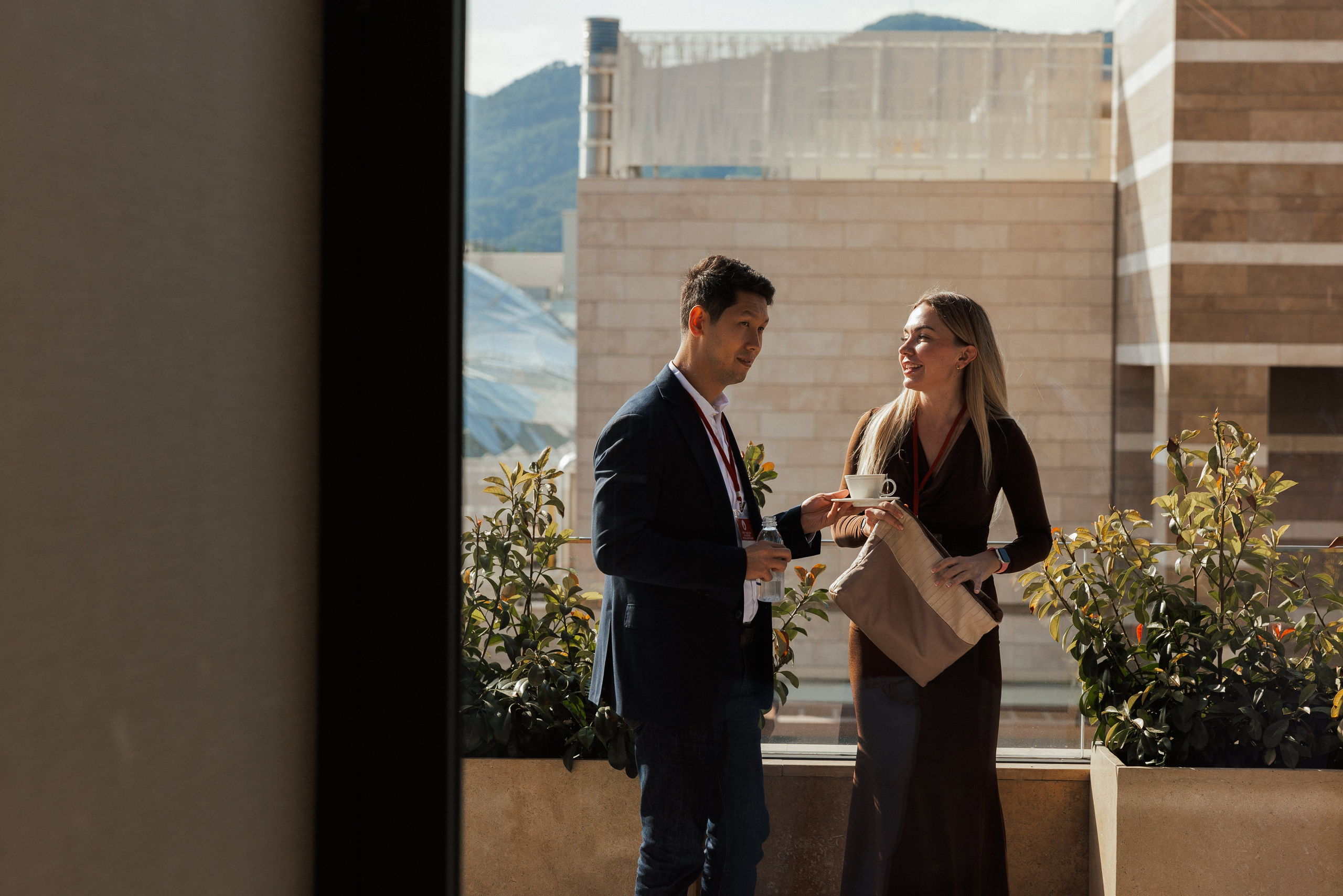 EXECUTIVE RETREAT Izmir Confidence Information Services. Ivan Skufinsky — wedding and family photographer in Vancouver