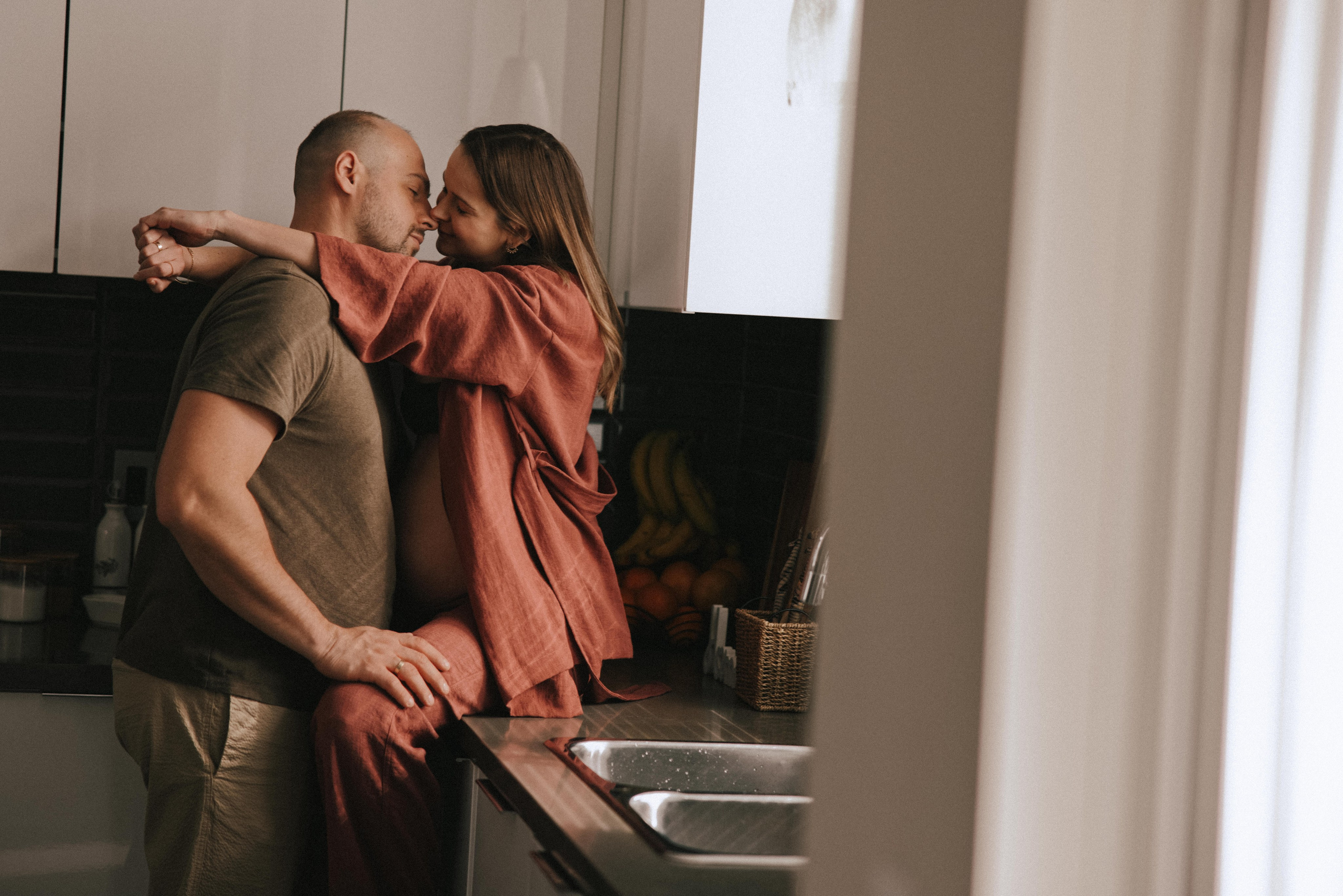 Pregnancy Home Story Vancouver. Ivan Skufinsky — wedding and family photographer in Vancouver