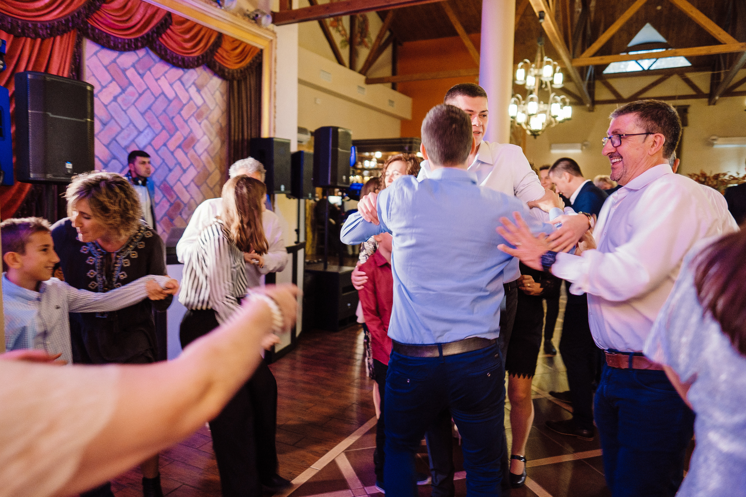 2019 19.10 WeddingStory Евгений+Юлия. Ivan Skufinsky — wedding and family photographer in Vancouver