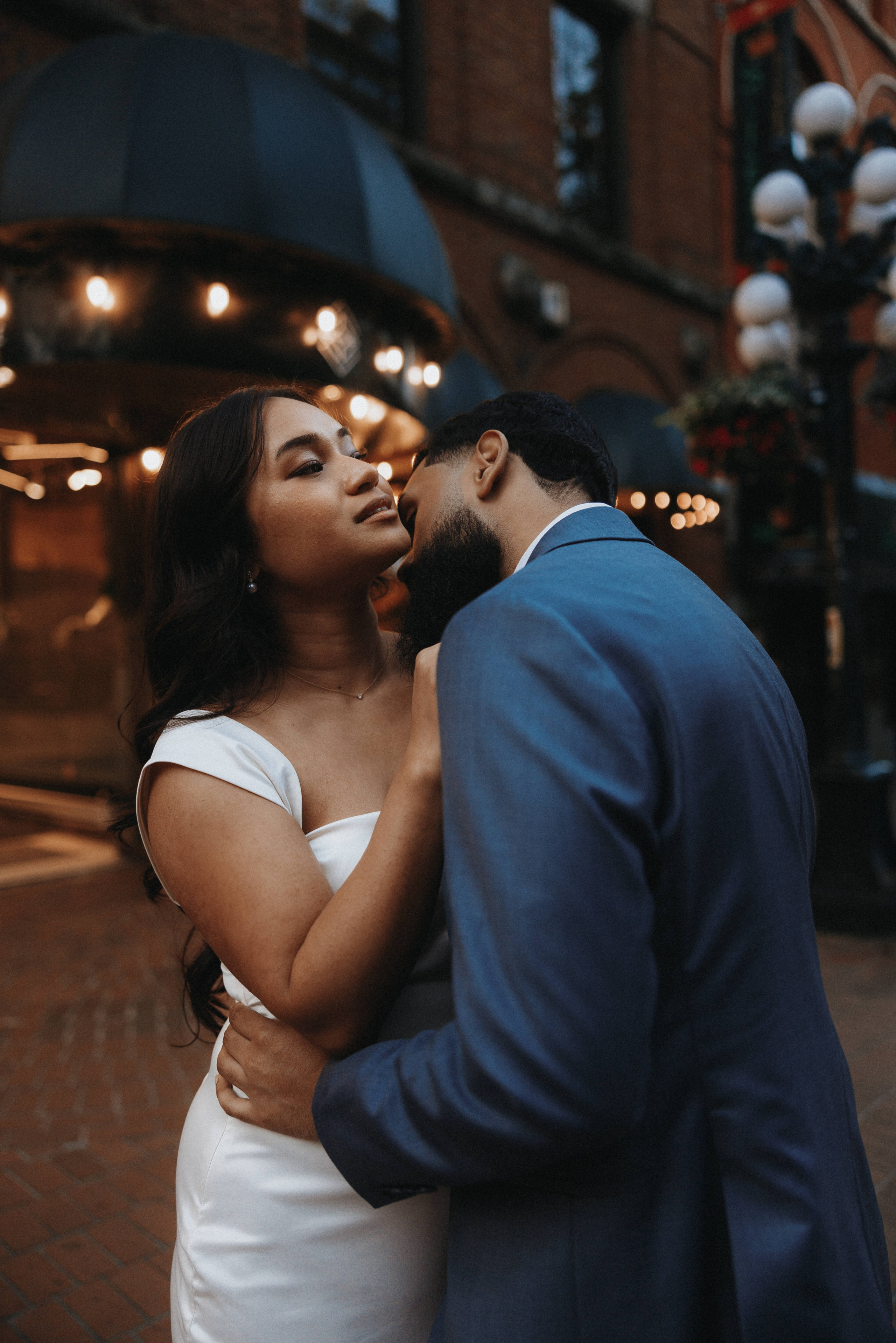 Engagement photographer vancouver. Ivan Skufinsky — wedding and family photographer in Vancouver