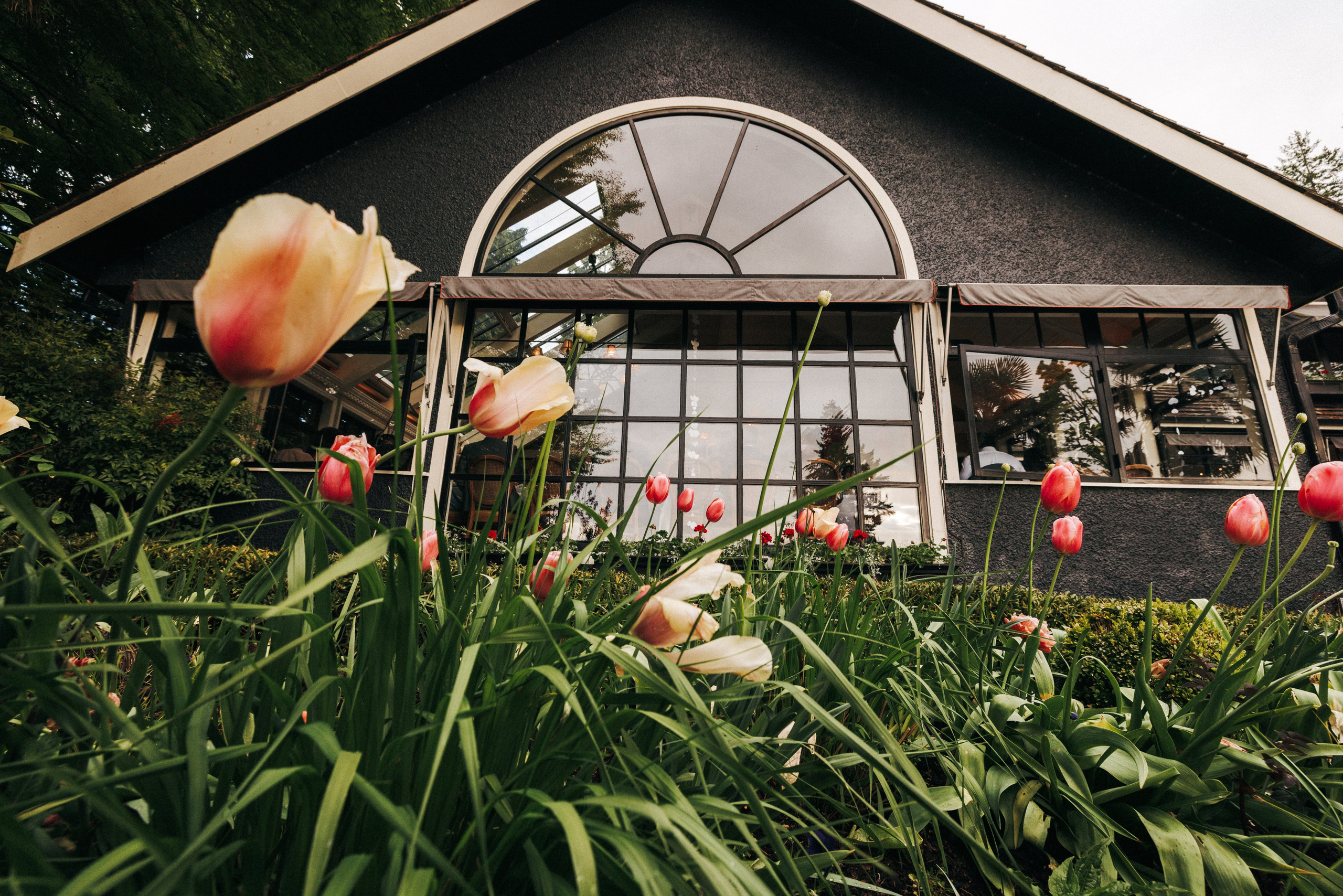 Cade & Susanne — The Teahouse in Stanley Park | Photography by Ivan Skufinsky. Ivan Skufinsky — wedding and family photographer in Vancouver