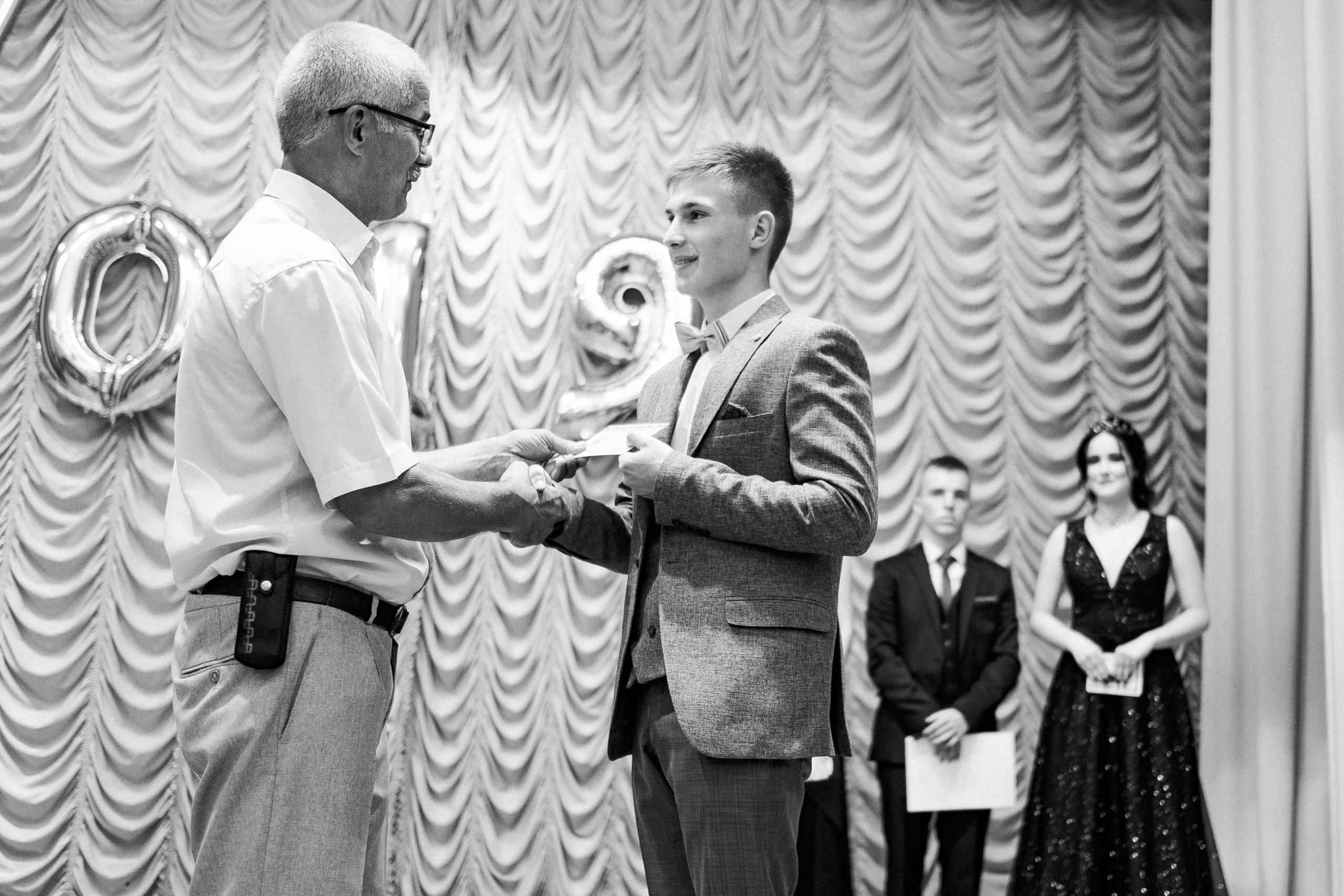 Выпускной школа номер 3. Хмельник. Ivan Skufinsky — wedding and family photographer in Vancouver