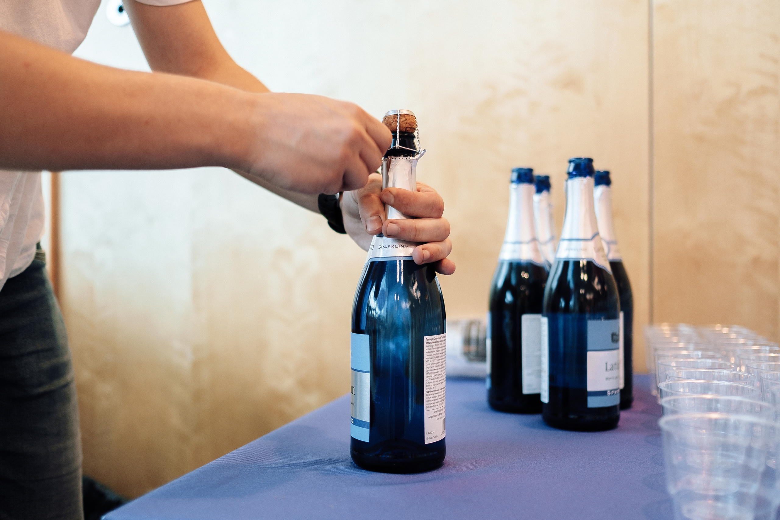 Выпускной 153 Гимназия. Ivan Skufinsky — wedding and family photographer in Vancouver