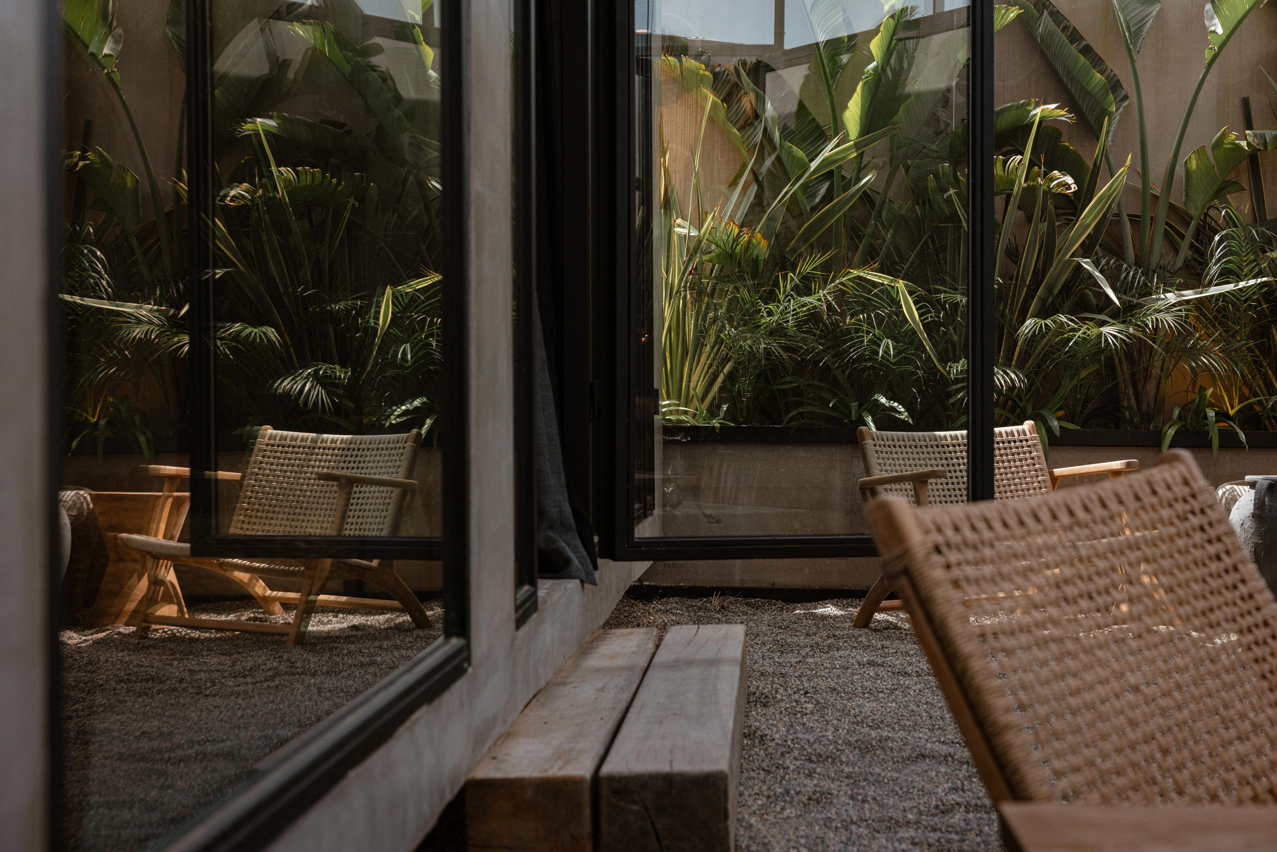 Interior photography and video shooting of a hotel in Bali style. Ivan Skufinsky — wedding and family photographer in Vancouver