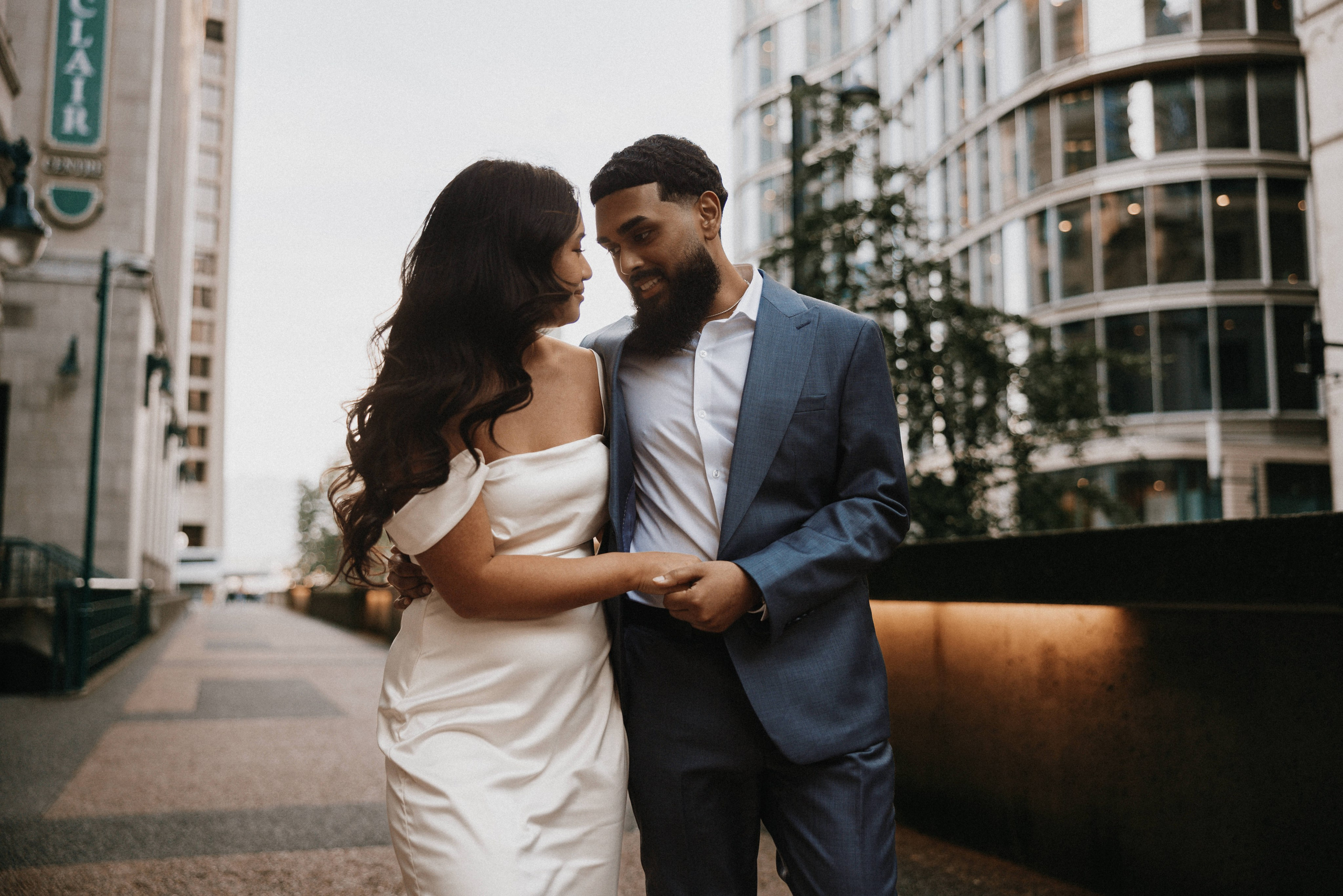 Engagement photographer vancouver. Ivan Skufinsky — wedding and family photographer in Vancouver