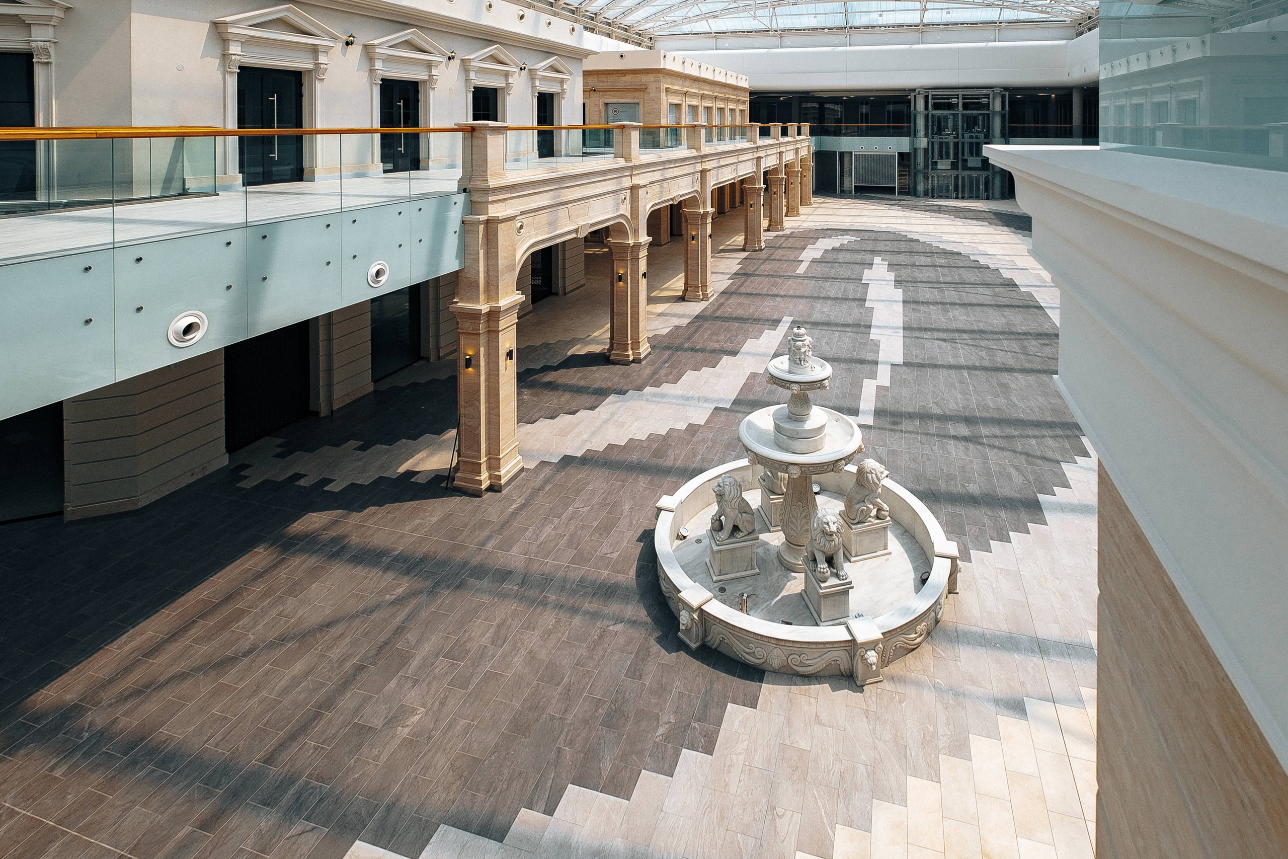 INTERIOR RETROVILLE. Ivan Skufinsky — wedding and family photographer in Vancouver