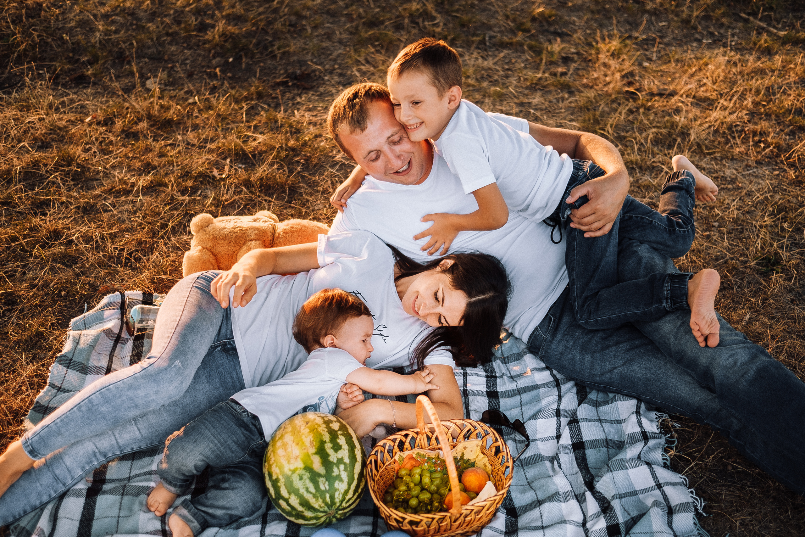 FamilyStory Ira+Kolya+Artem+Yaroslav. Ivan Skufinsky — wedding and family photographer in Vancouver