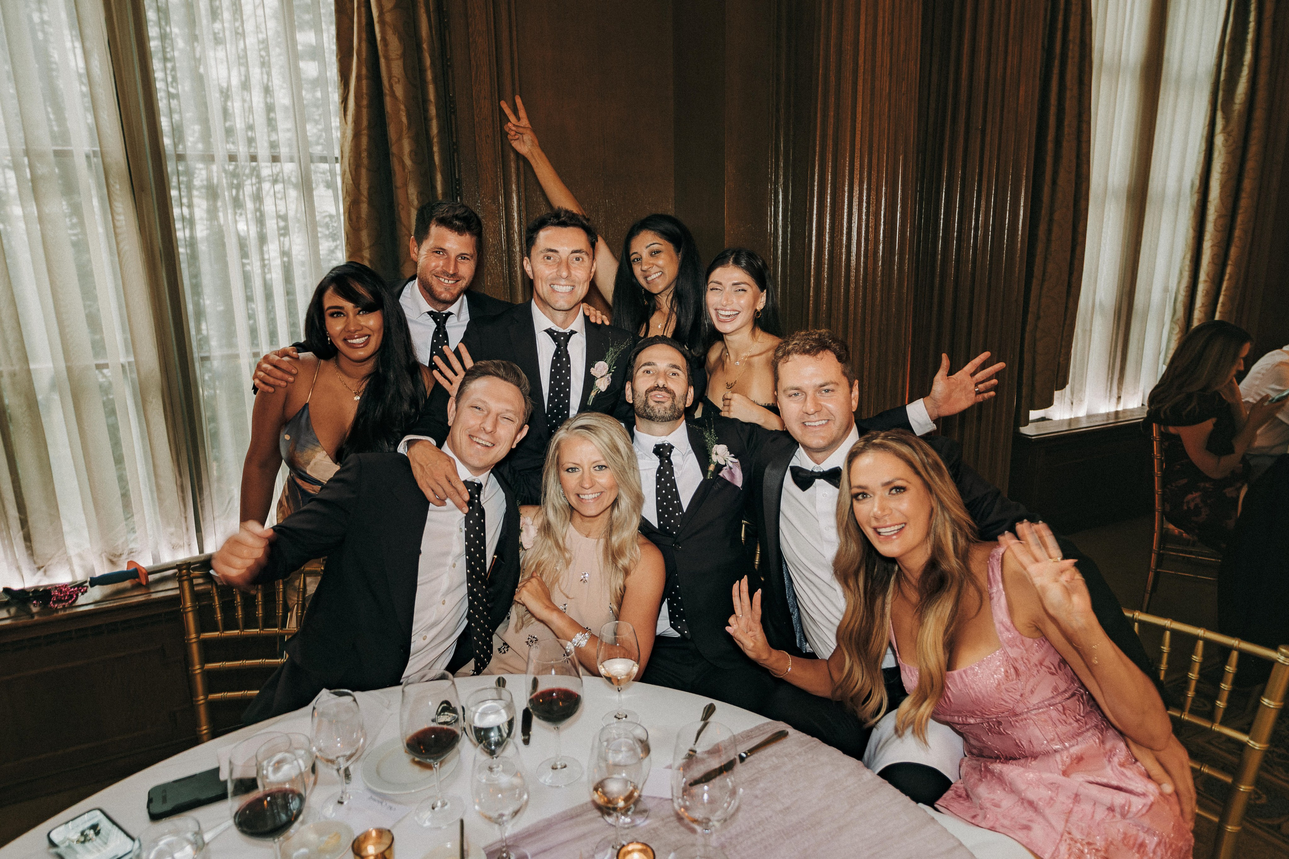 WeddingStory in Vancouver Club. Ivan Skufinsky — wedding and family photographer in Vancouver