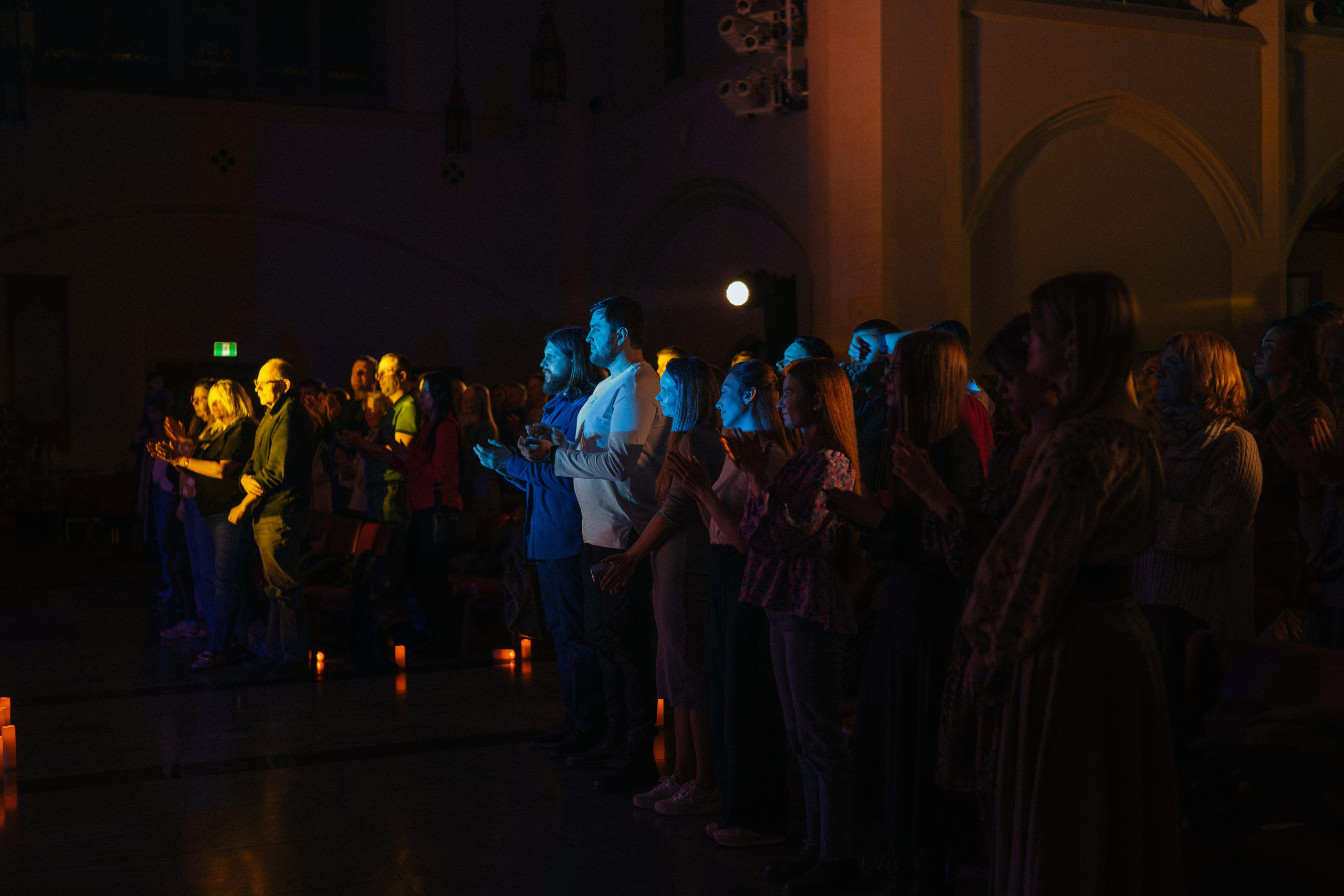 Live concert photography from Vivienne Mort in Vancouver 2025. Ivan Skufinsky — wedding and family photographer in Vancouver