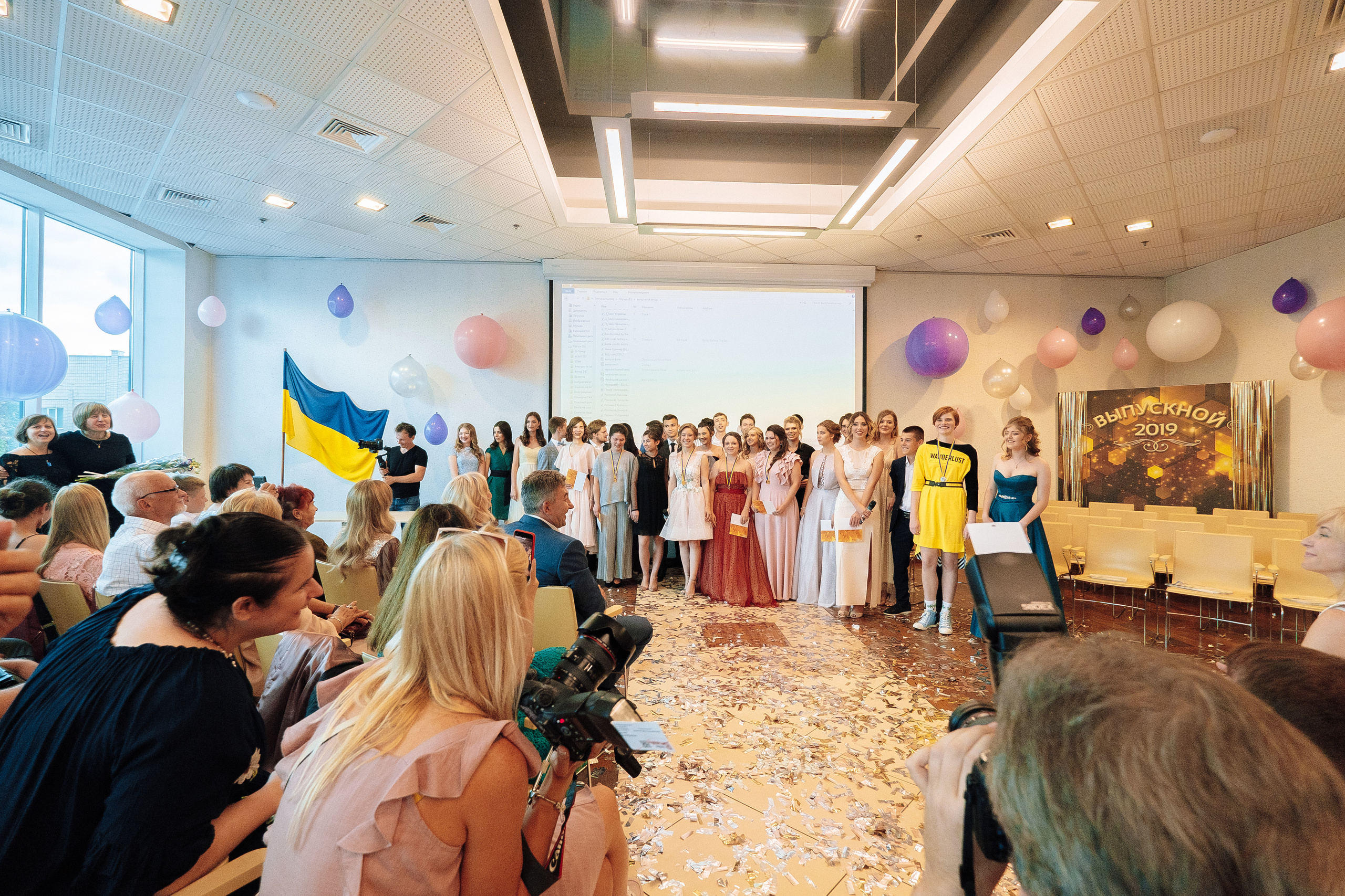 Выпускной 153 Гимназия. Ivan Skufinsky — wedding and family photographer in Vancouver