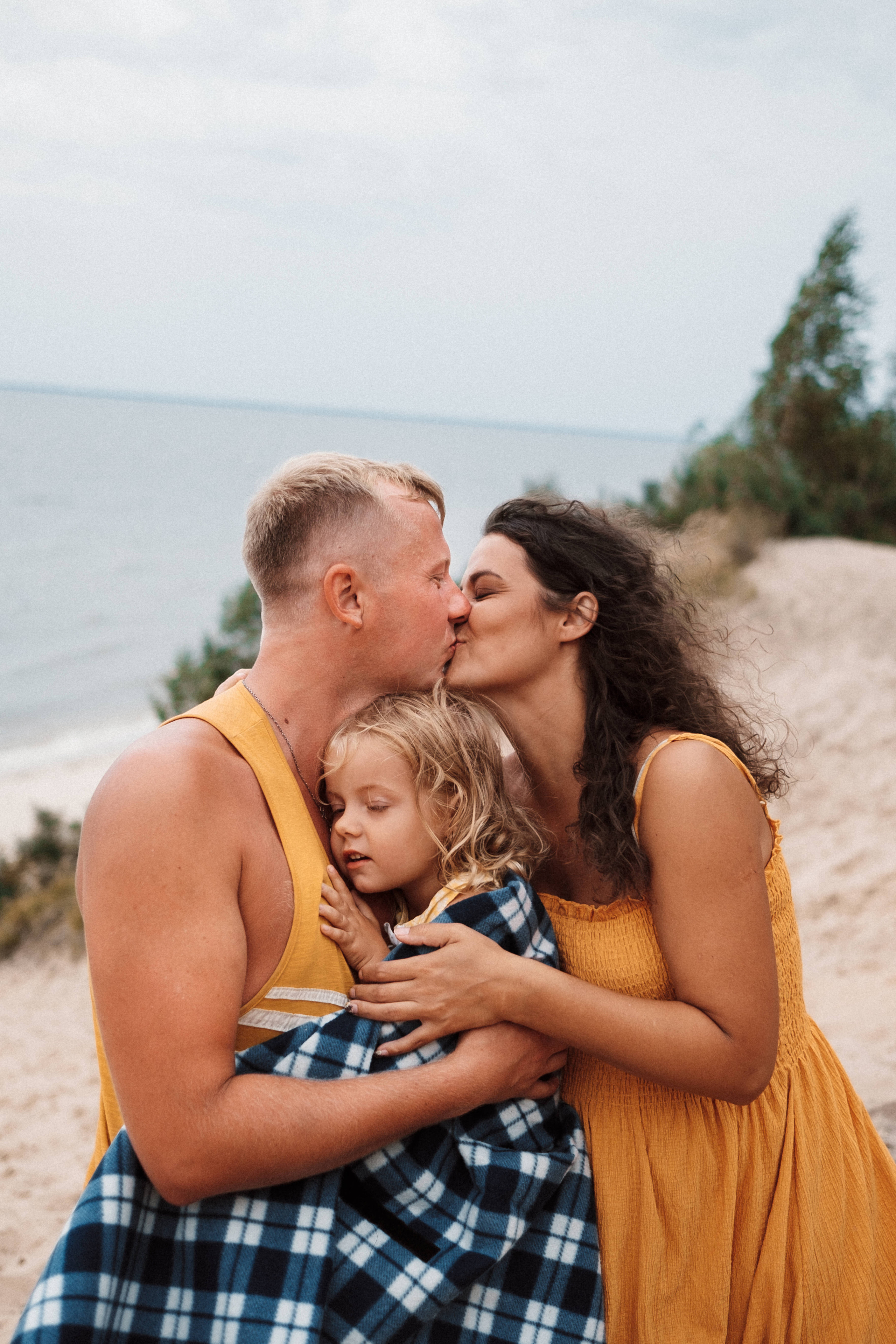 Sincere family photo session. искренняя семейная фотосессия. Ivan Skufinsky — wedding and family photographer in Vancouver