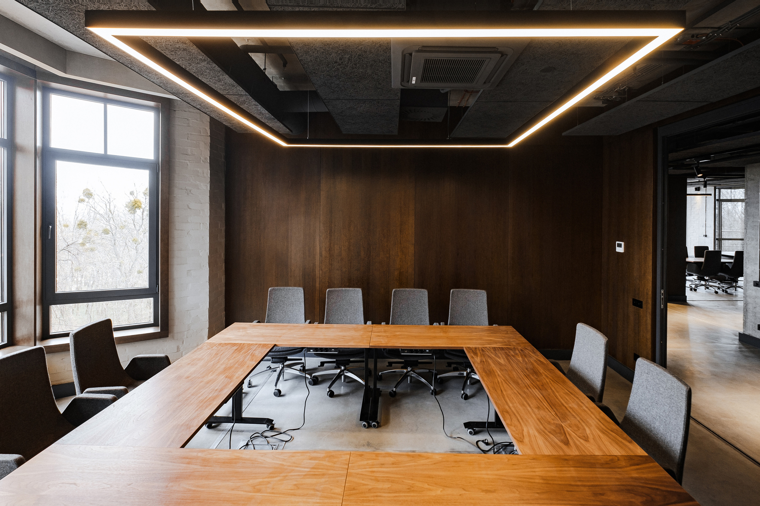 МACNAVI. Ivan Skufinsky — wedding and family photographer in Vancouver