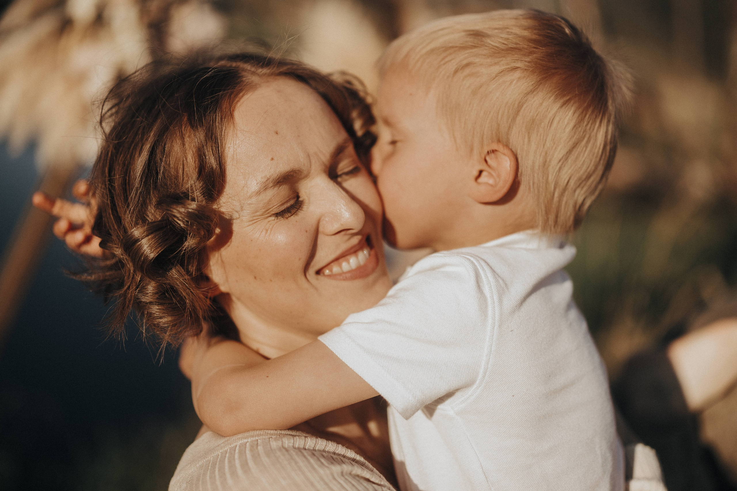 Family photo shoot at Pitt lake Vancouver BC. Ivan Skufinsky — wedding and family photographer in Vancouver