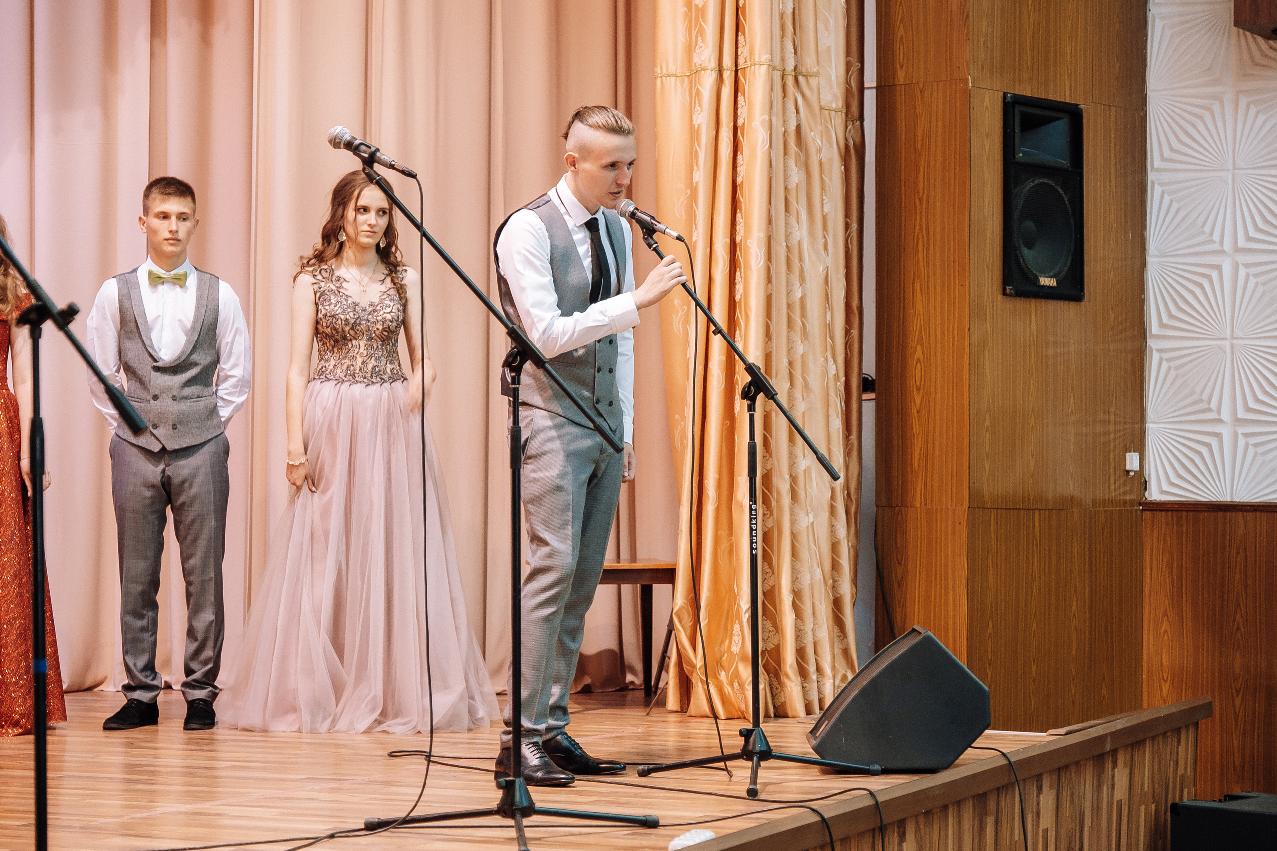 Выпускной школа номер 3. Хмельник. Ivan Skufinsky — wedding and family photographer in Vancouver