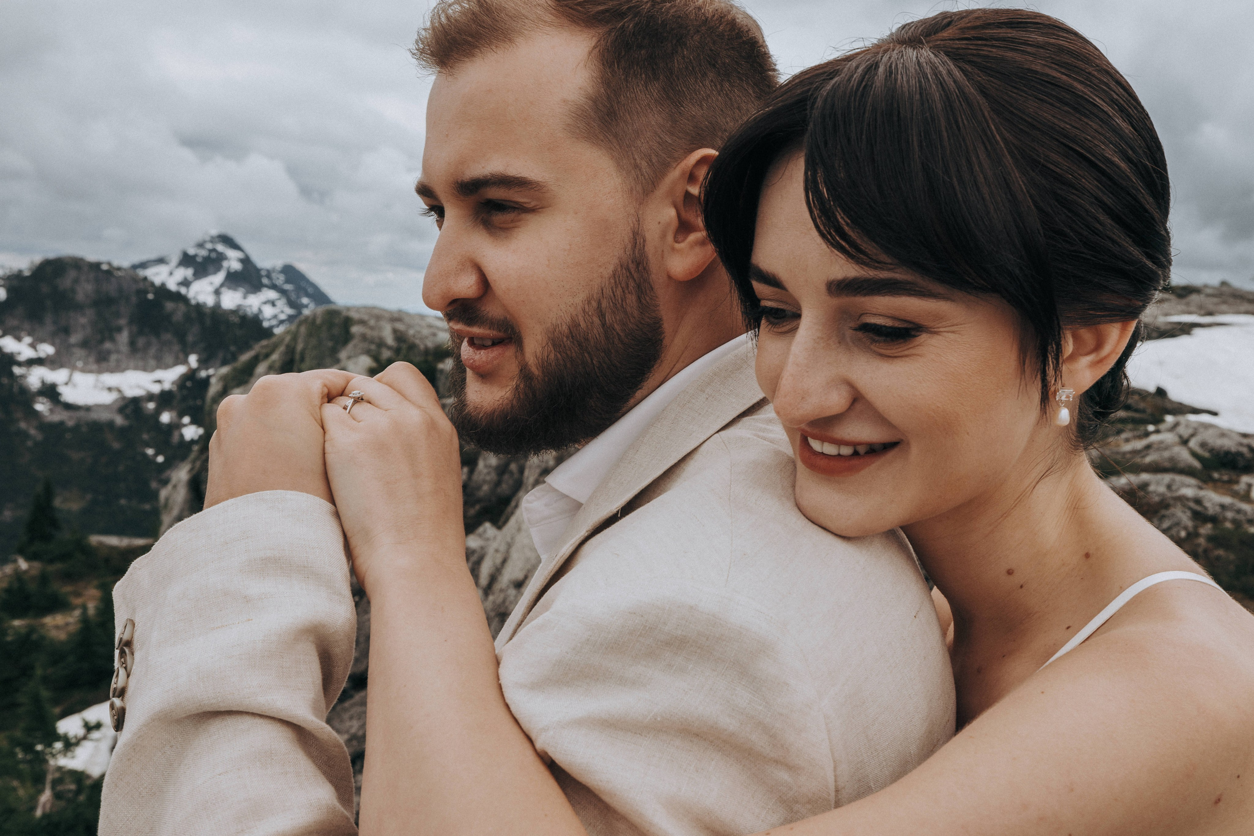 Sky-High Love: Stunning Vancouver Mountain Wedding Shoot by Helicopter. Ivan Skufinsky — wedding and family photographer in Vancouver